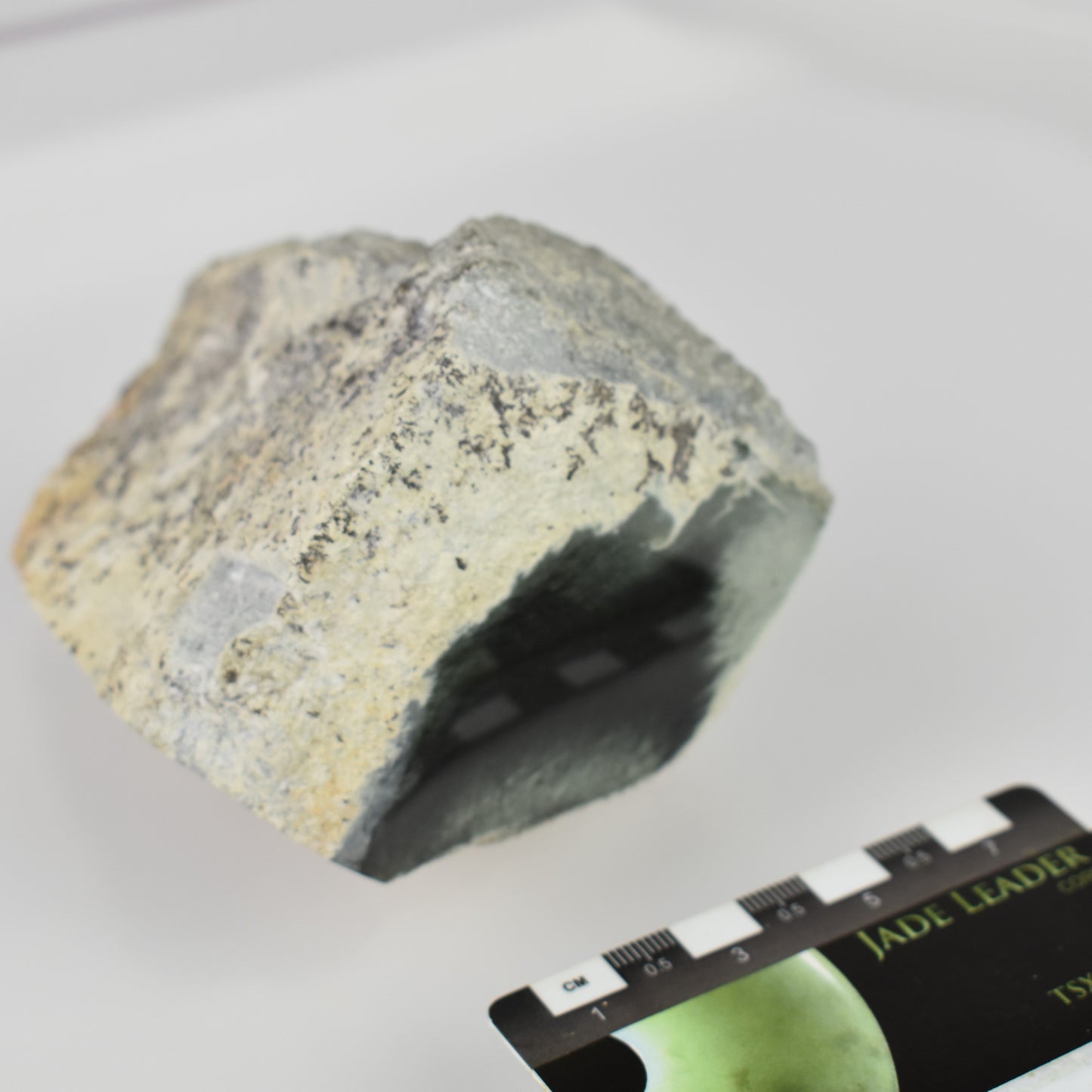 Jade Hand Gem 1048