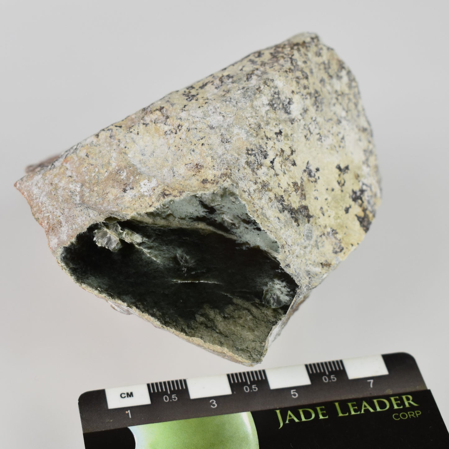 Jade Hand Gem 1049