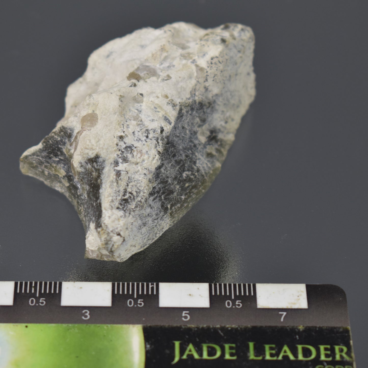 Jade Hand Gem 1036