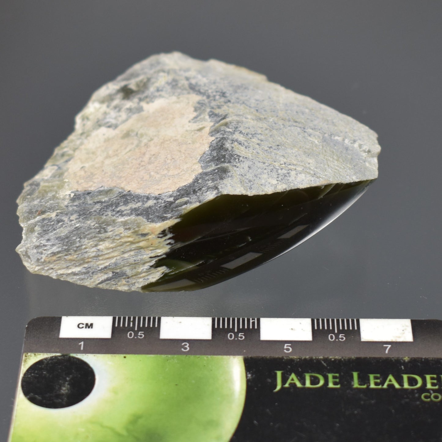 Jade Hand Gem 1037