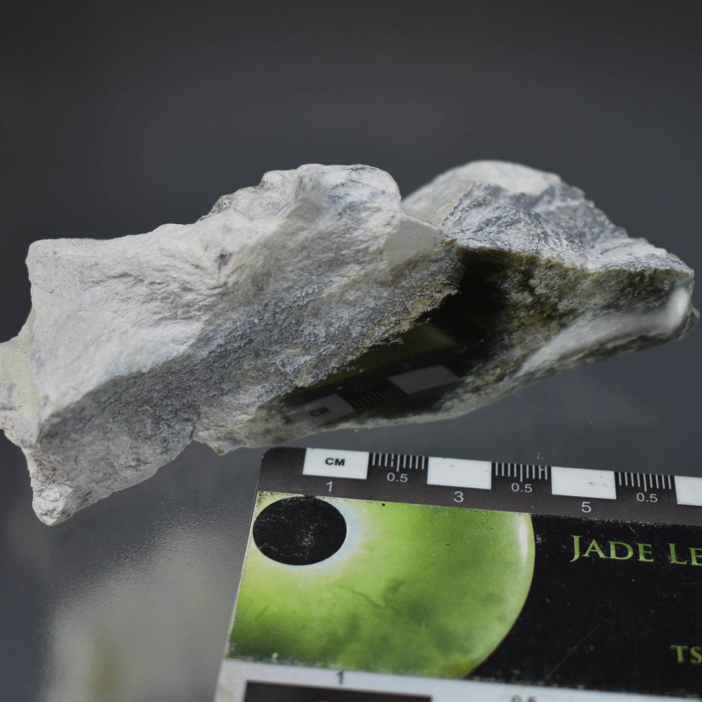 Jade Hand Gem 1038