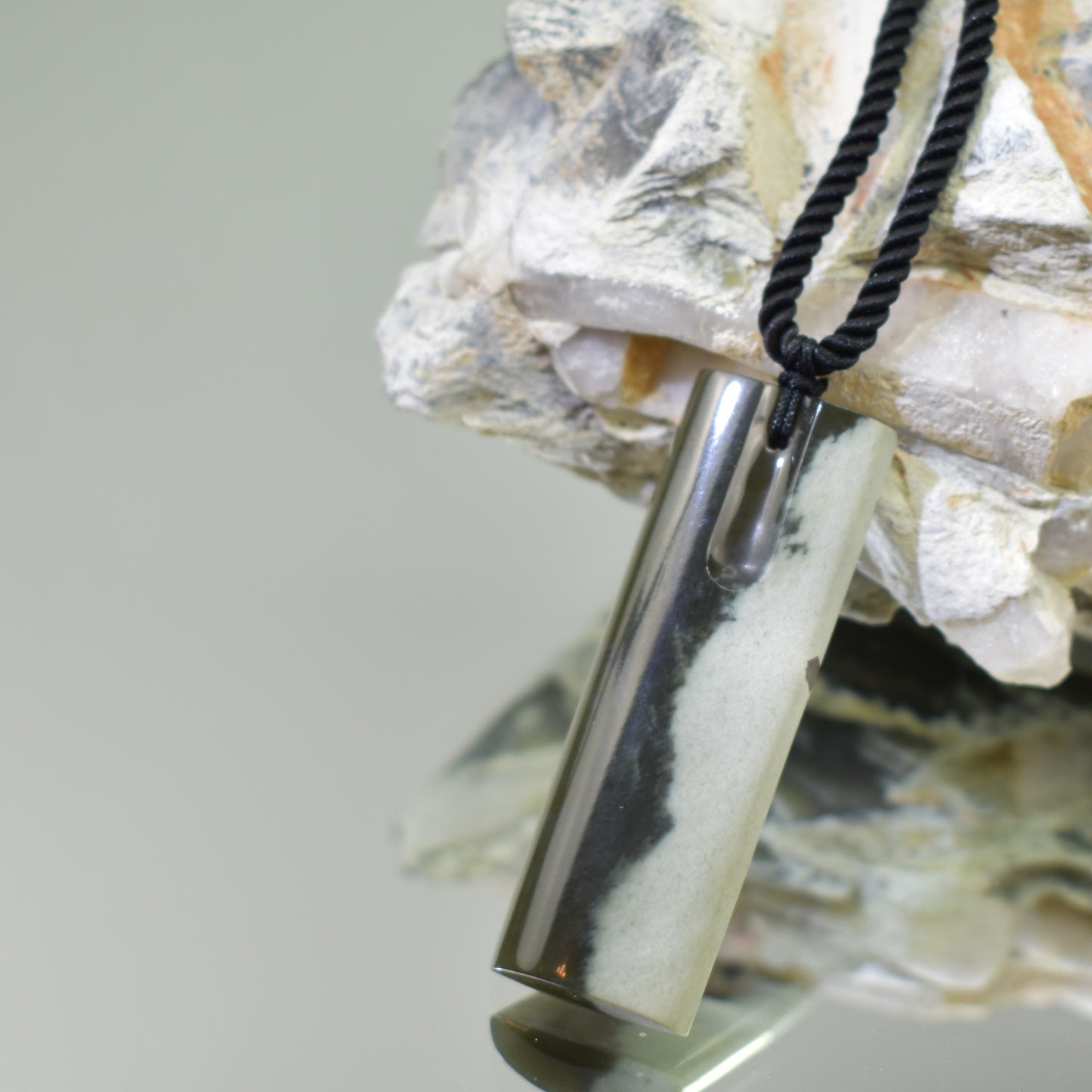 Sky Jade Pendant 10009