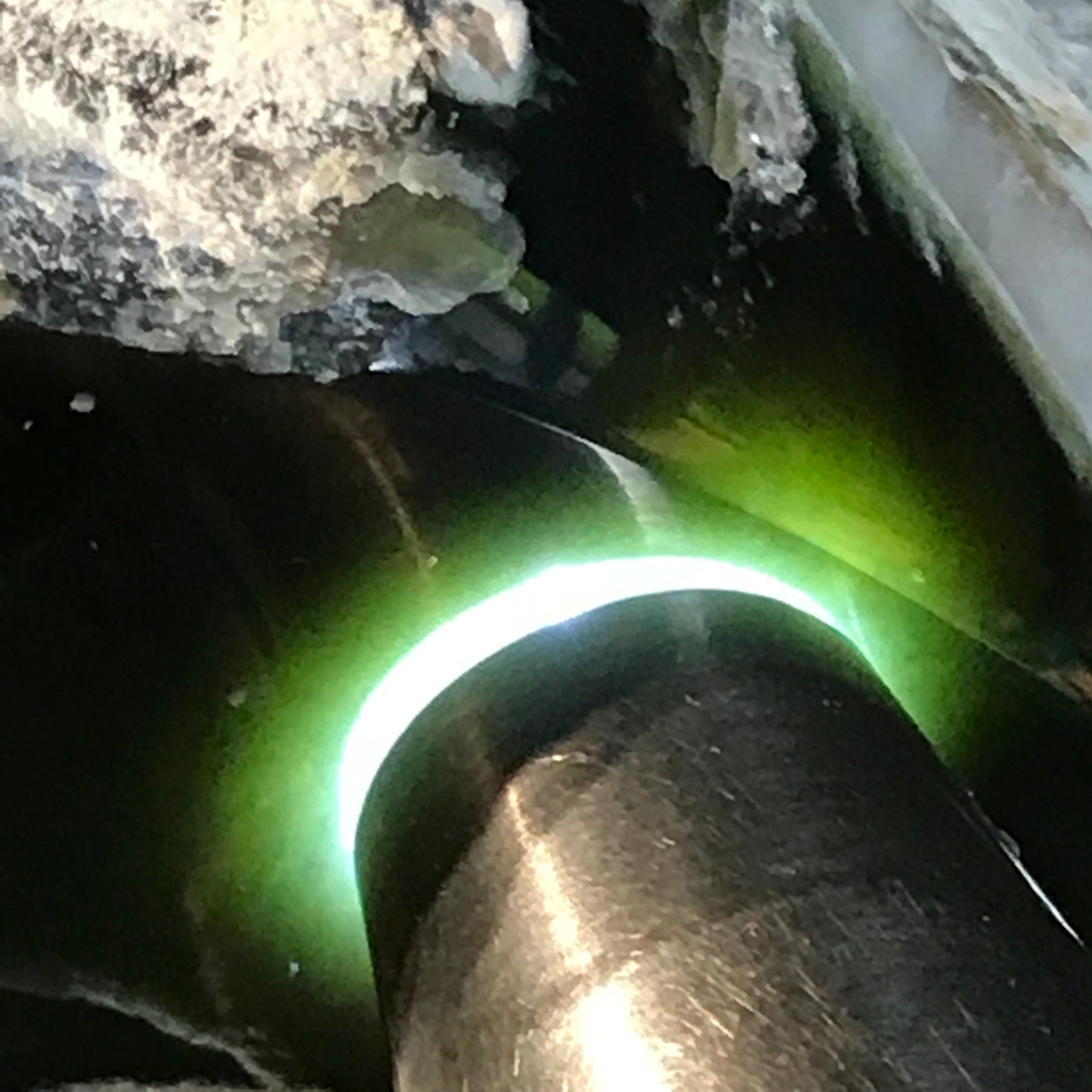 Jade Hand Gem 1003
