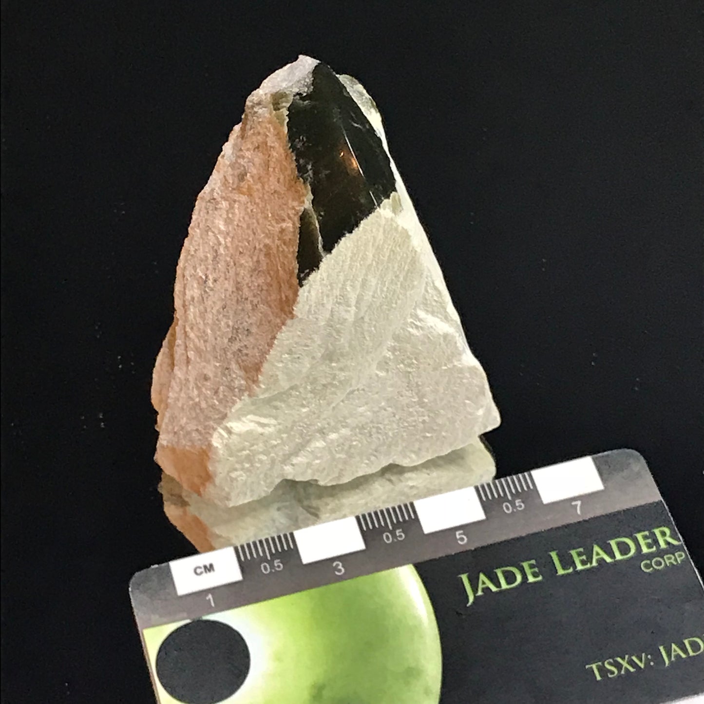 Jade Hand Gem 1008