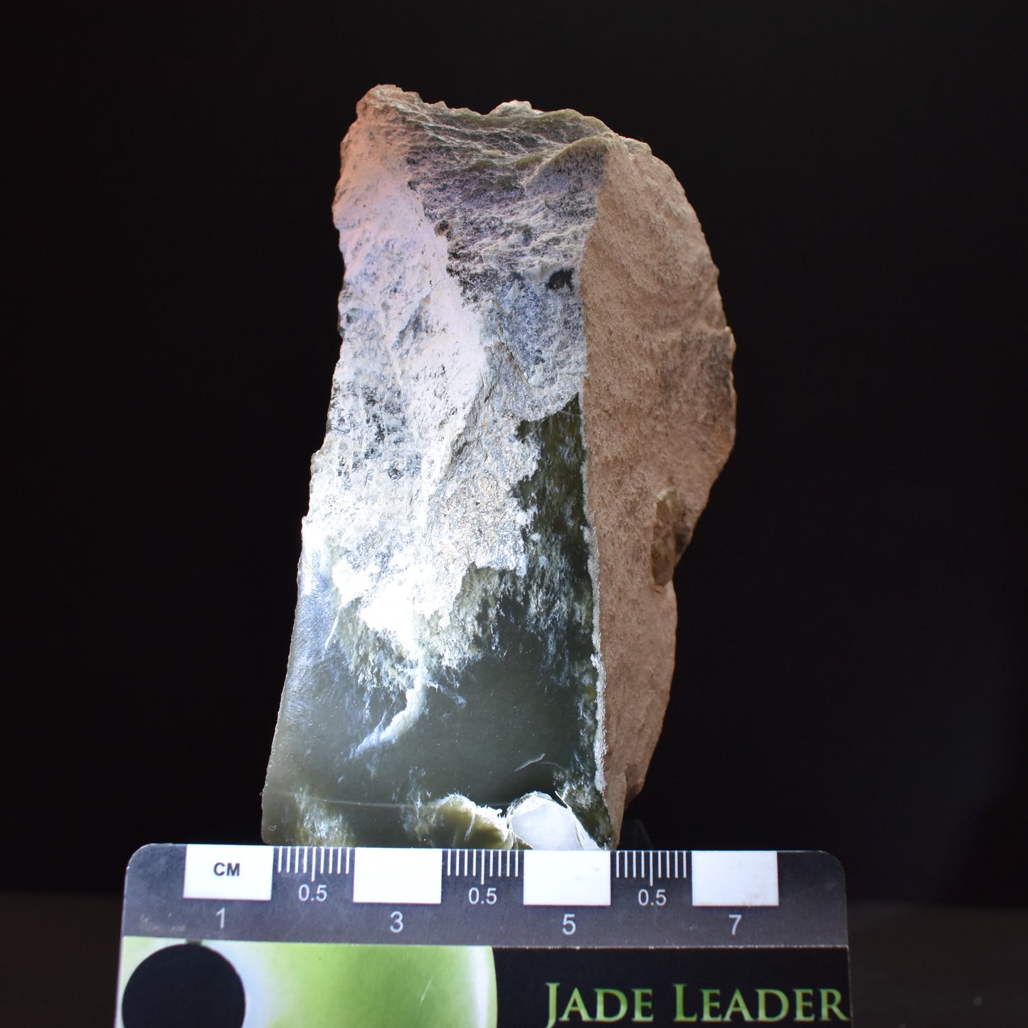 Jade Hand Gem 1010