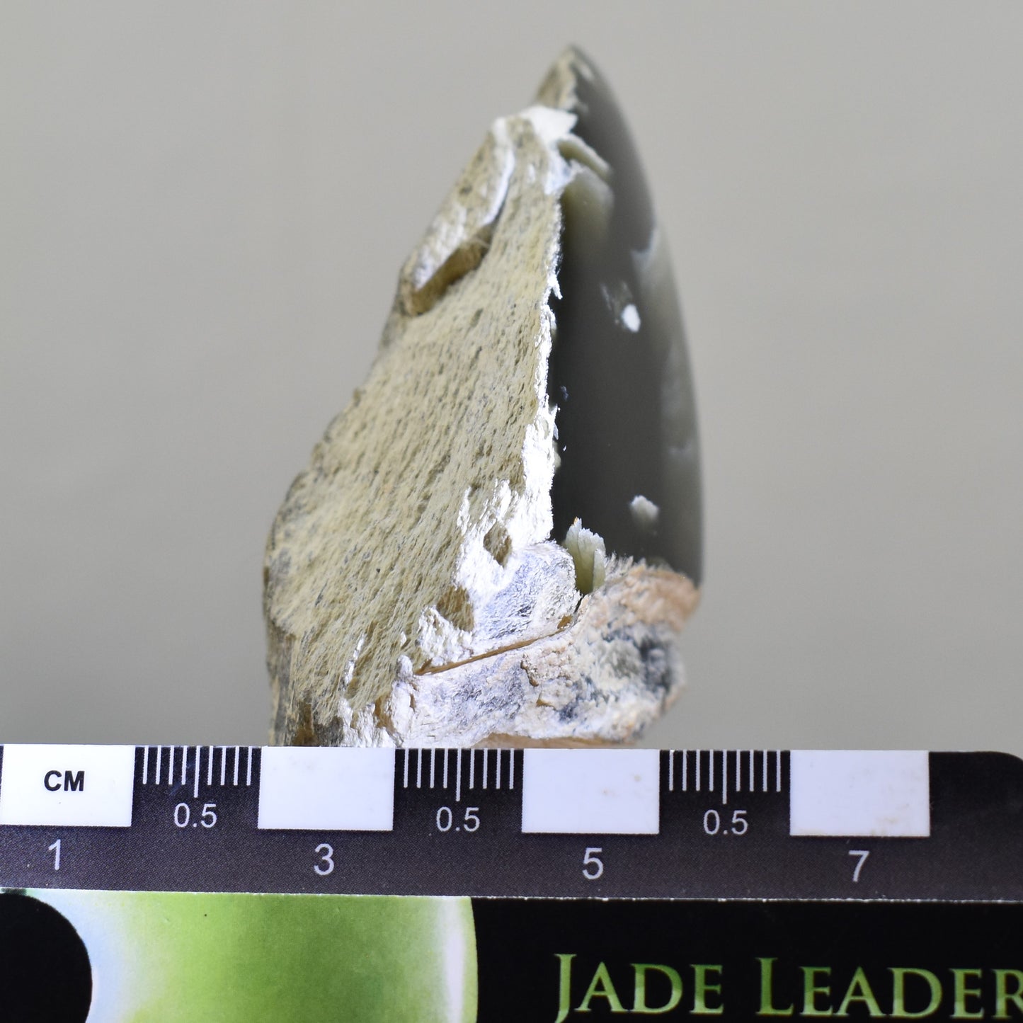 Jade Hand Gem 1016