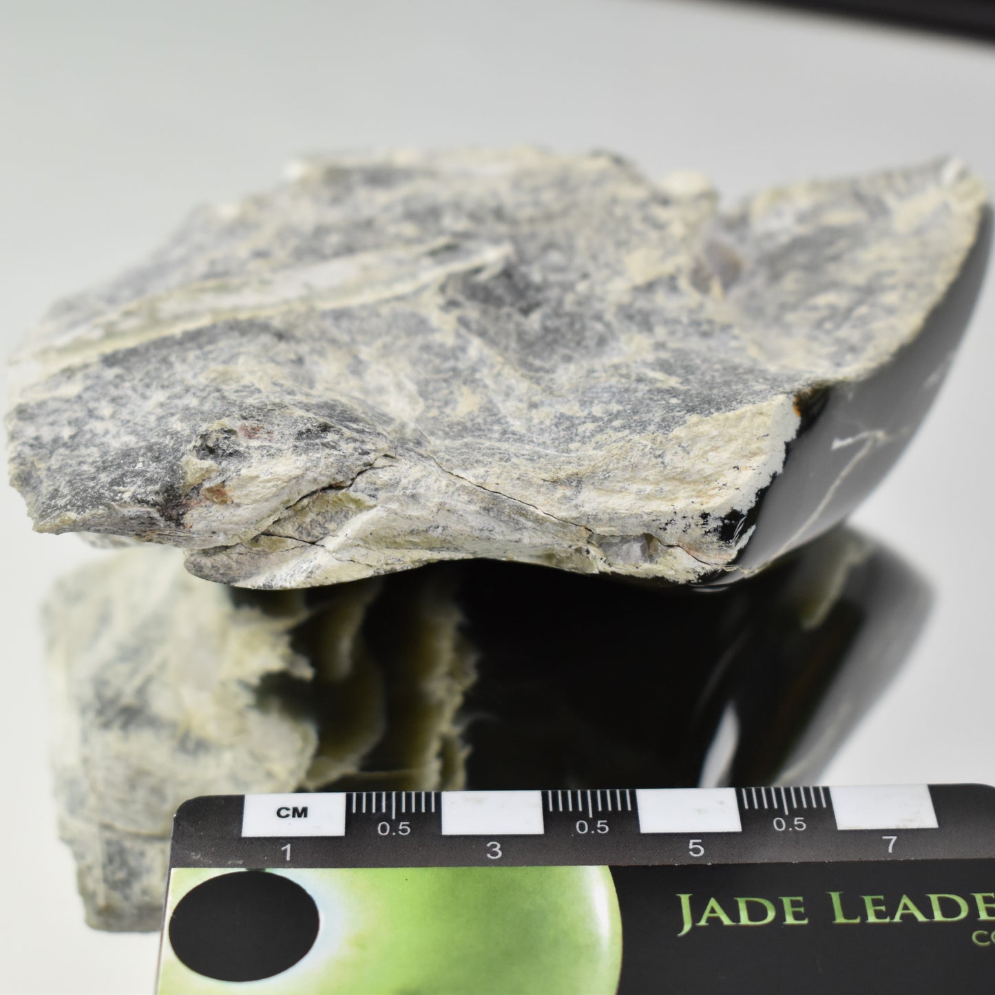 Jade Hand Gem 1017