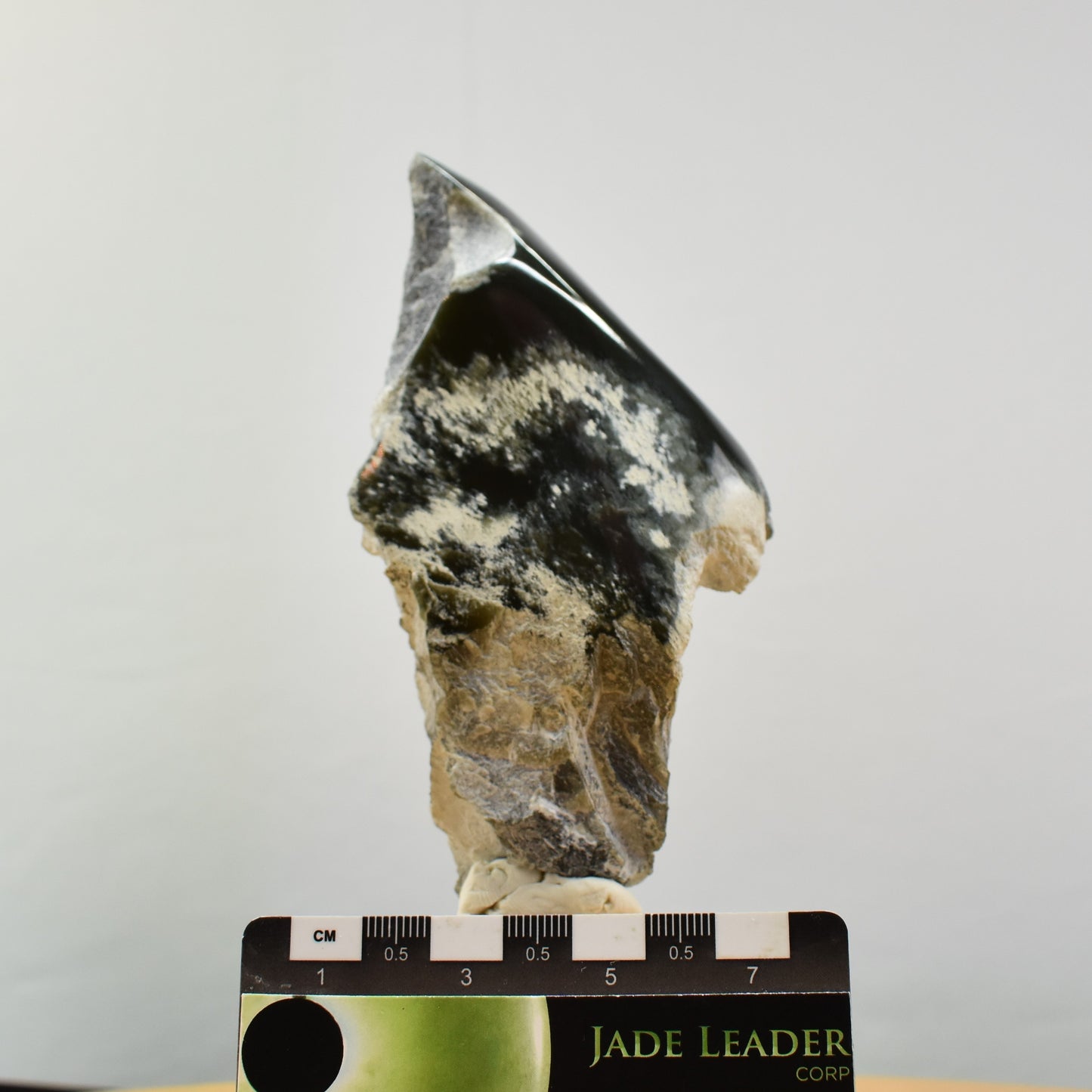 Jade Hand Gem 1019
