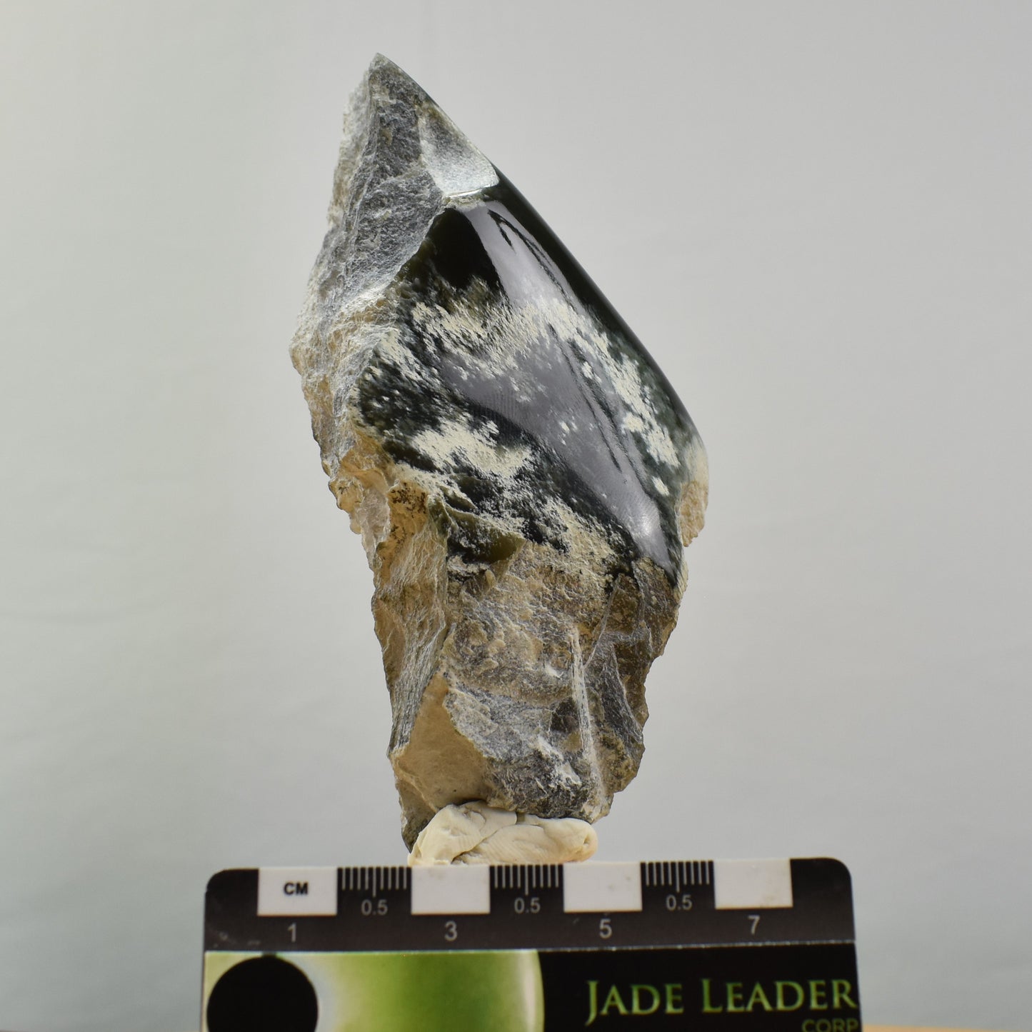 Jade Hand Gem 1019
