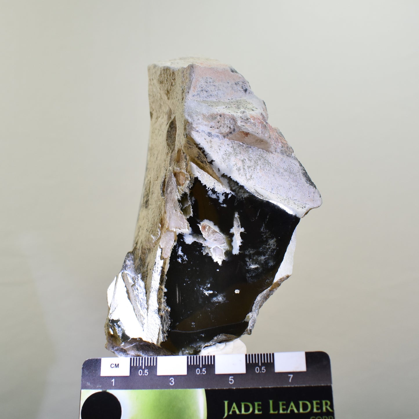 Jade Hand Gem 1023