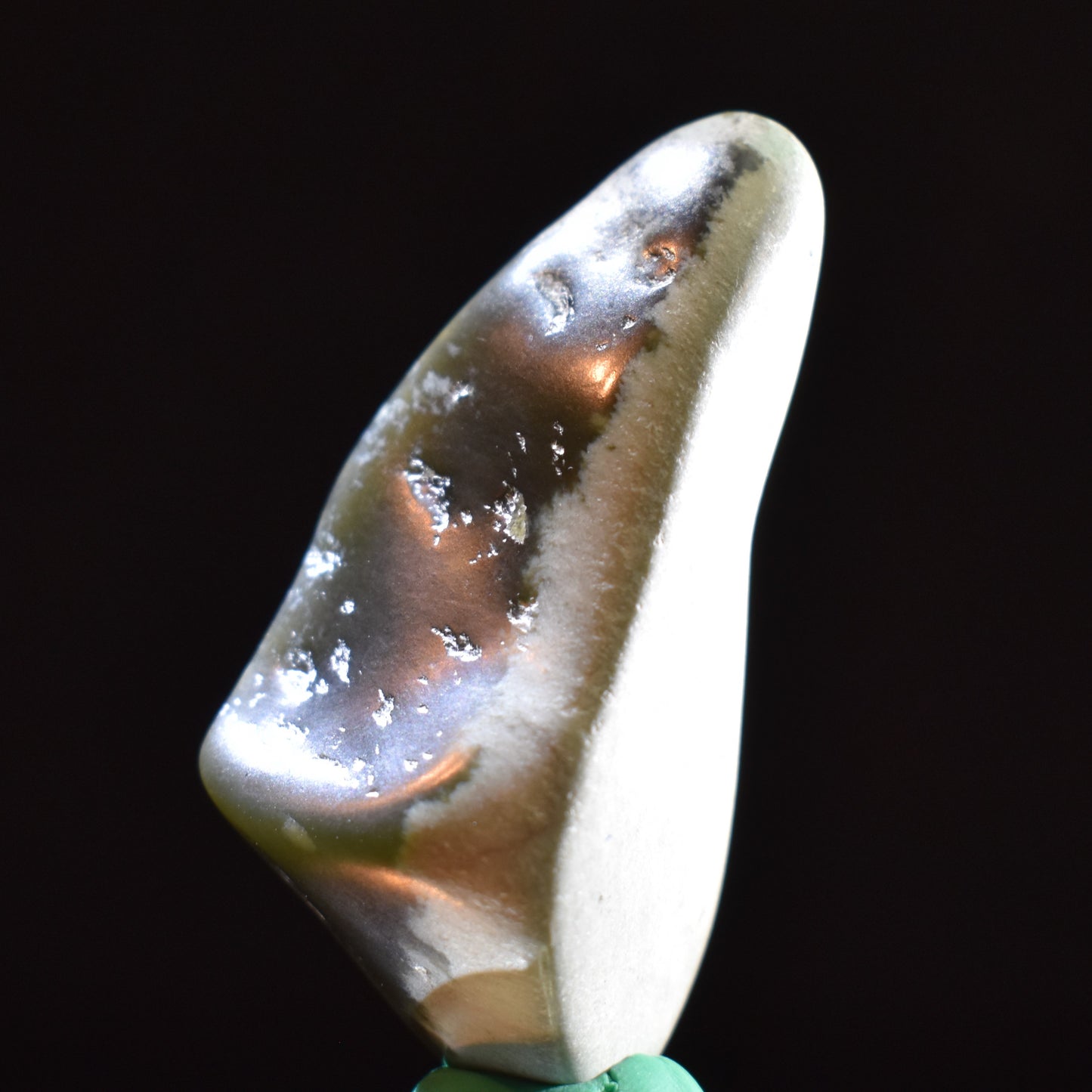Jade Tumbled Gem / Carving Stone 2000