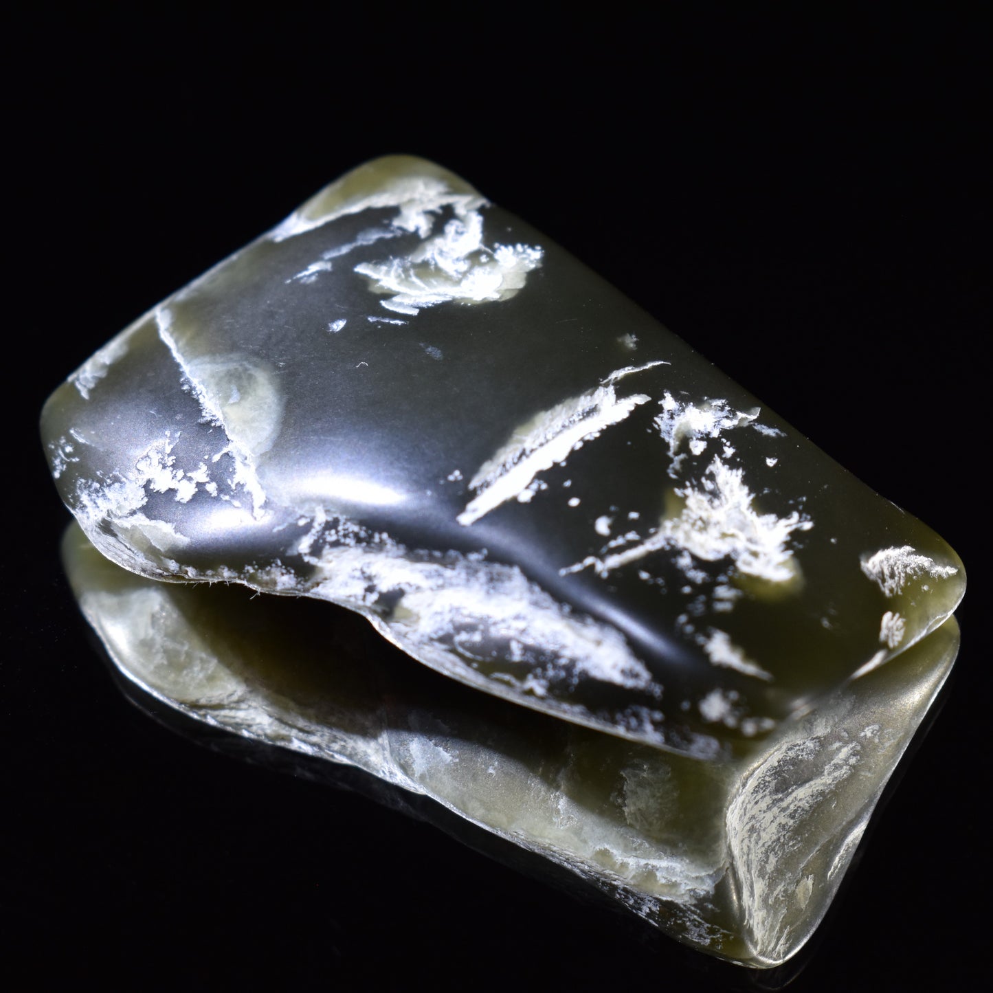 Jade Tumbled Gem / Carving Stone 2023