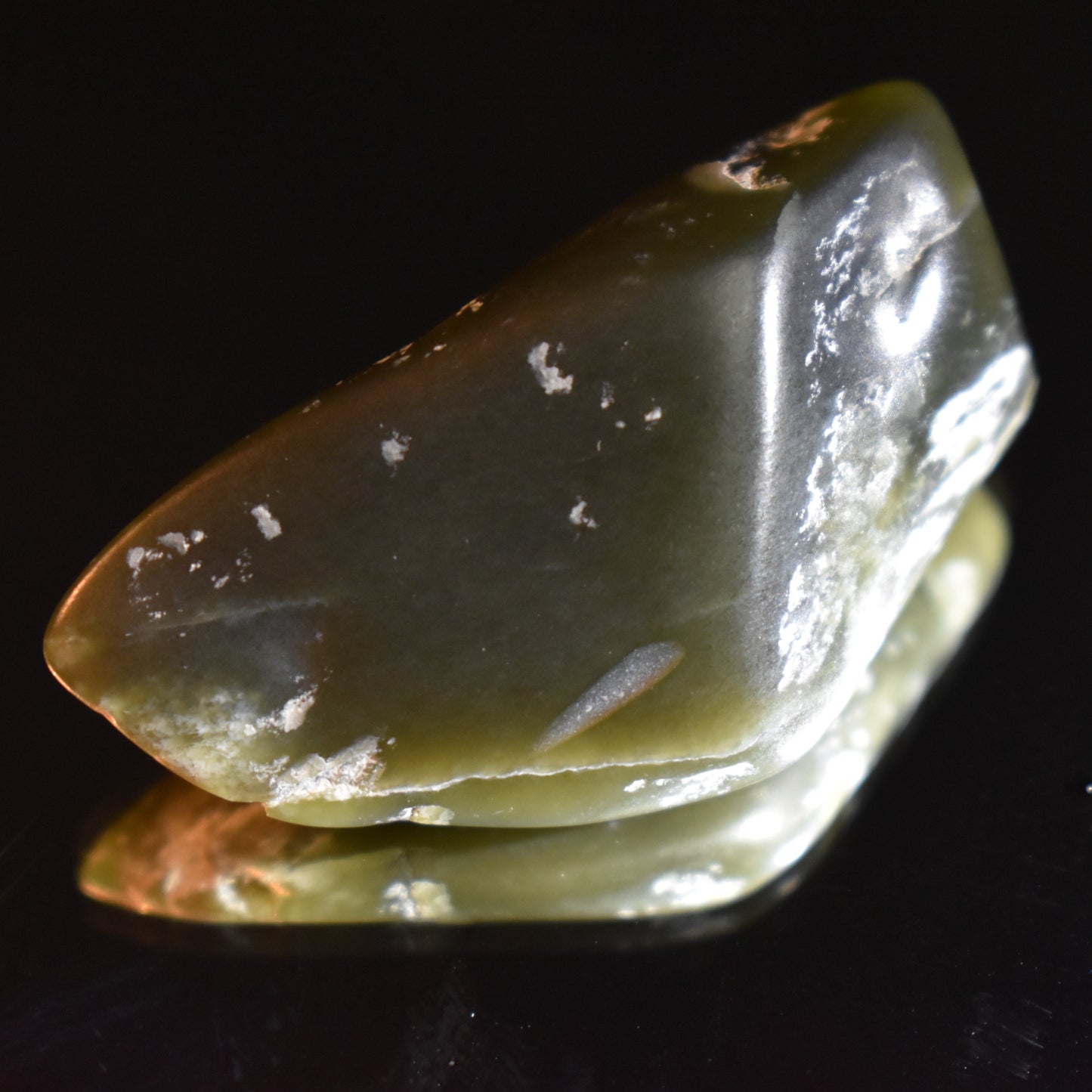 Jade Tumbled Gem / Carving Stone 2024