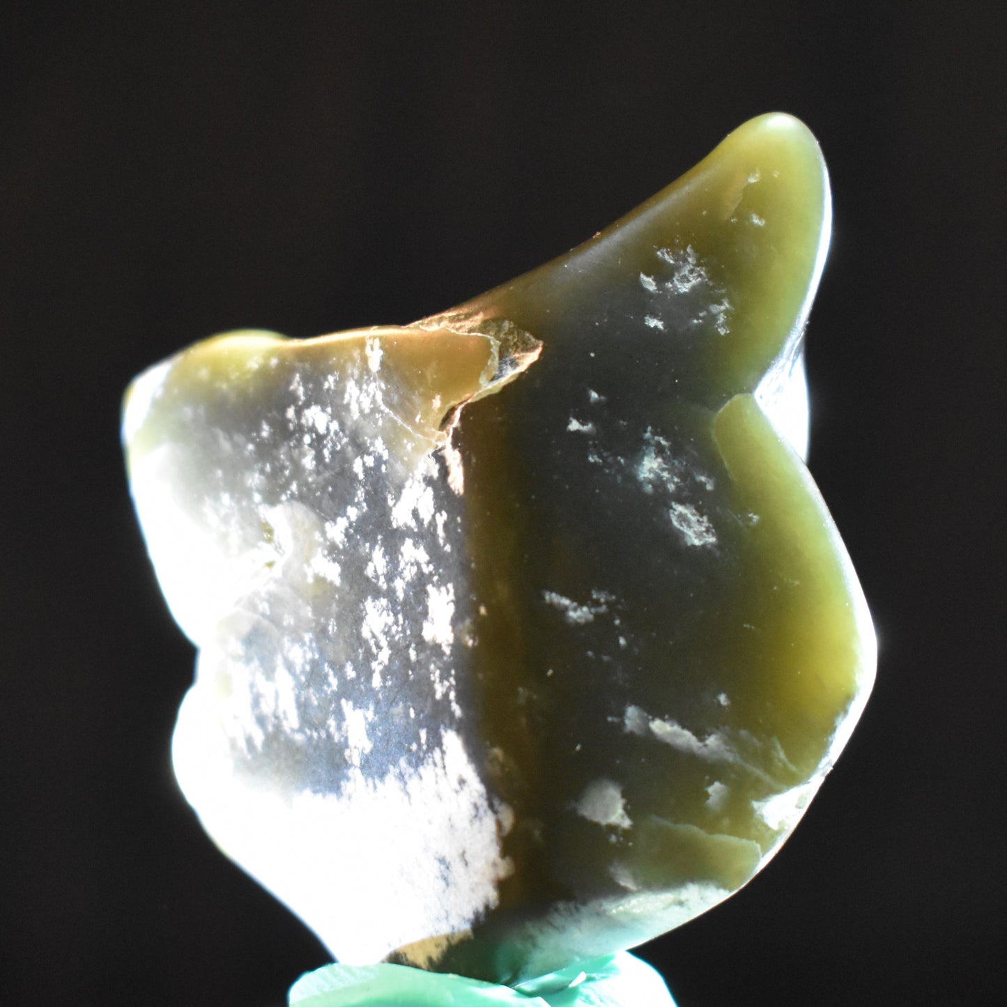Jade Tumbled Gem / Carving Stone 2025