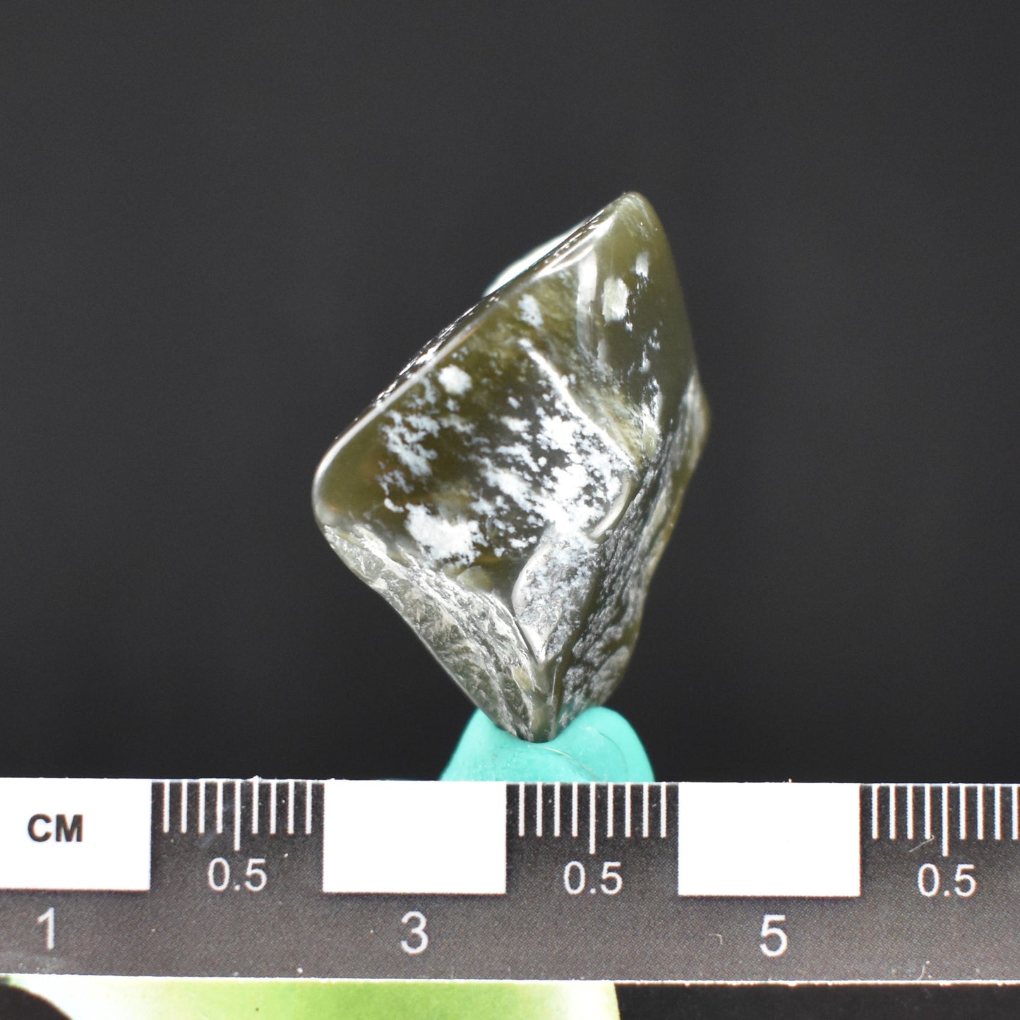 Jade Tumbled Gem / Carving Stone 2027