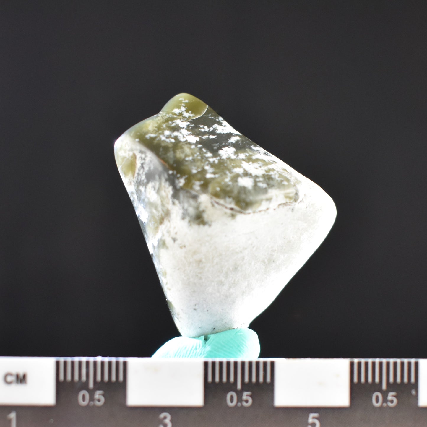 Jade Tumbled Gem / Carving Stone 2030