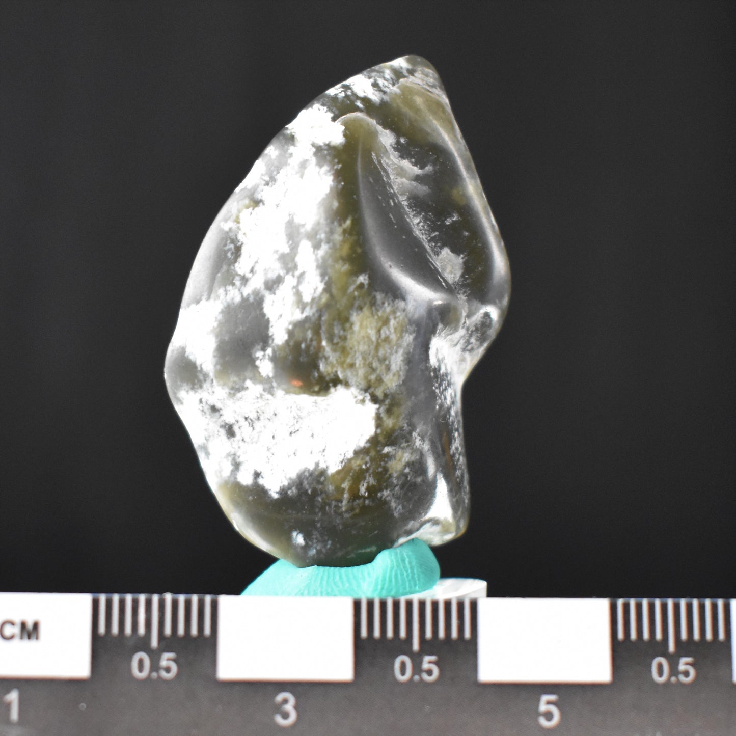 Jade Tumbled Gem / Carving Stone 2031