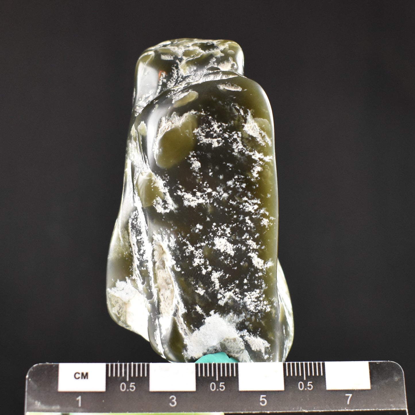 Jade Tumbled Gem / Carving Stone 2032
