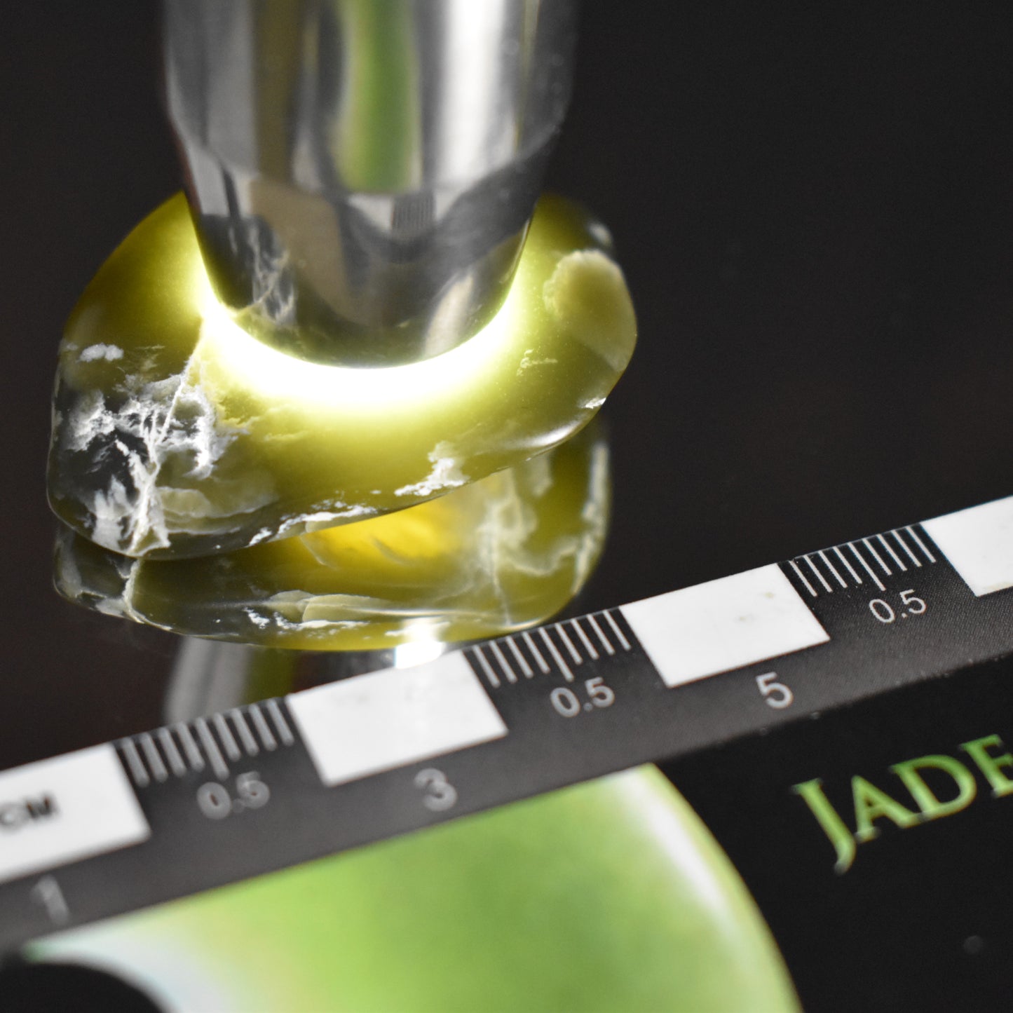 Jade Tumbled Gem / Carving Stone 2034