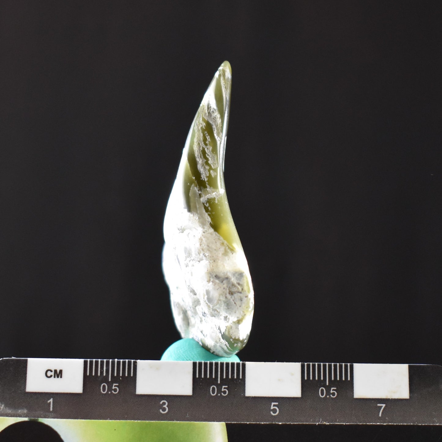 Jade Tumbled Gem / Carving Stone 2035
