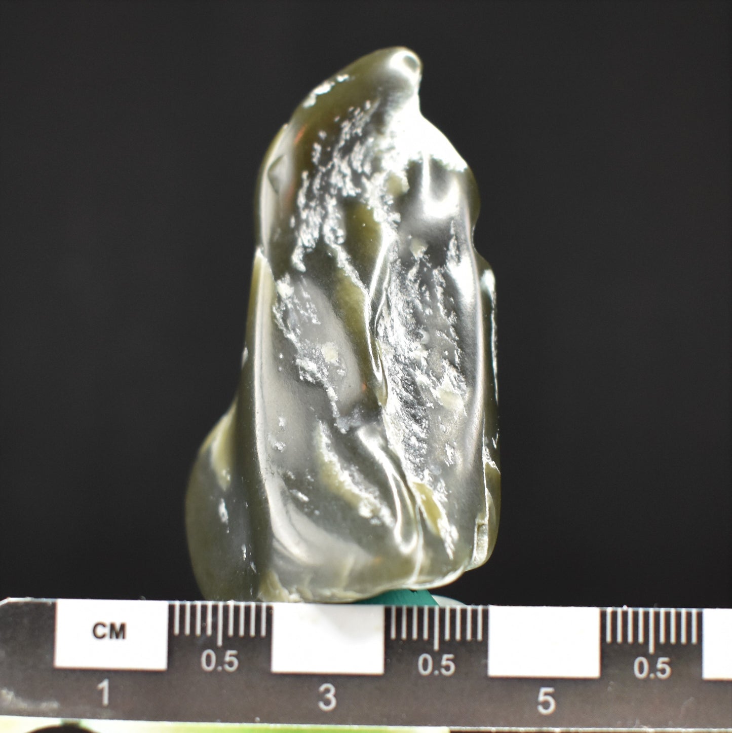 Jade Tumbled Gem / Carving Stone 2041