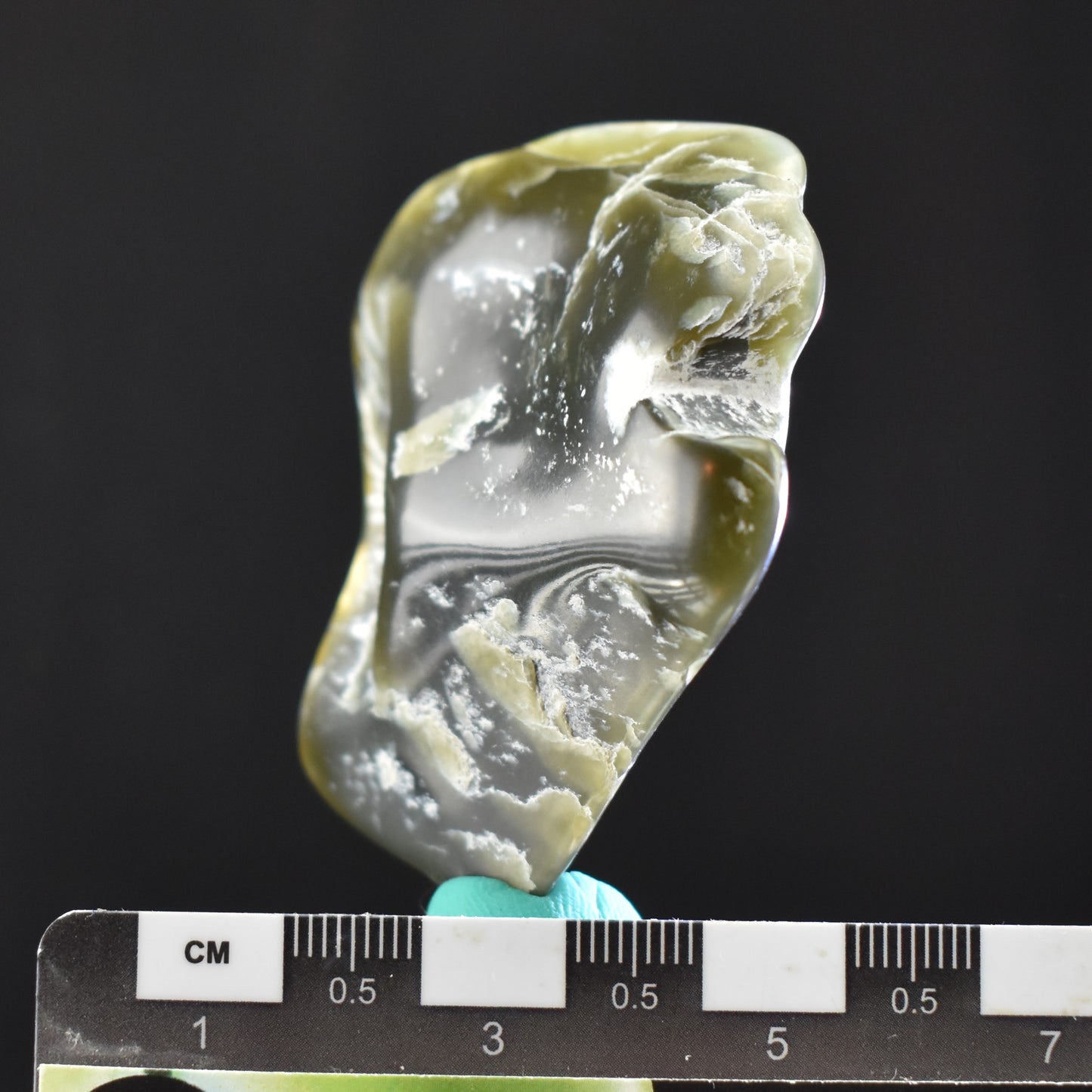 Jade Tumbled Gem / Carving Stone 2043