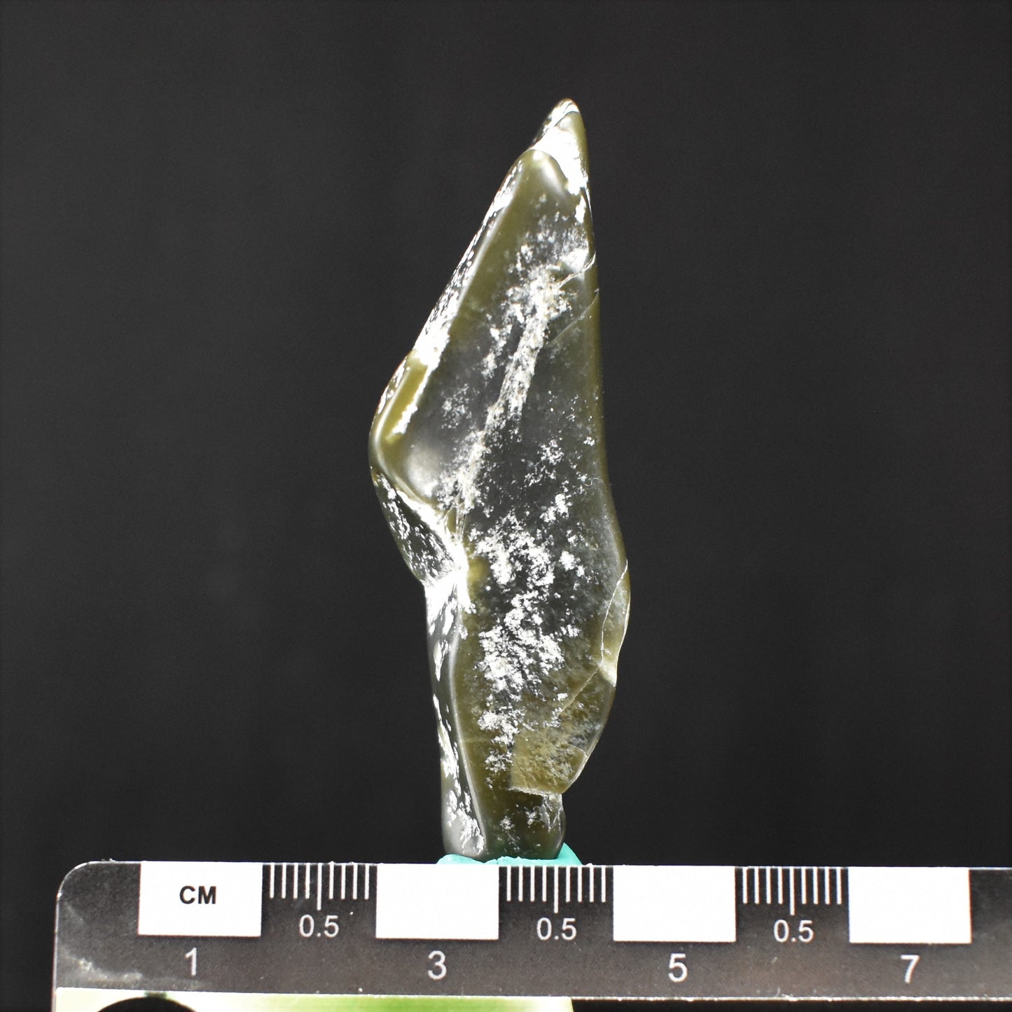 Jade Tumbled Gem / Carving Stone 2045