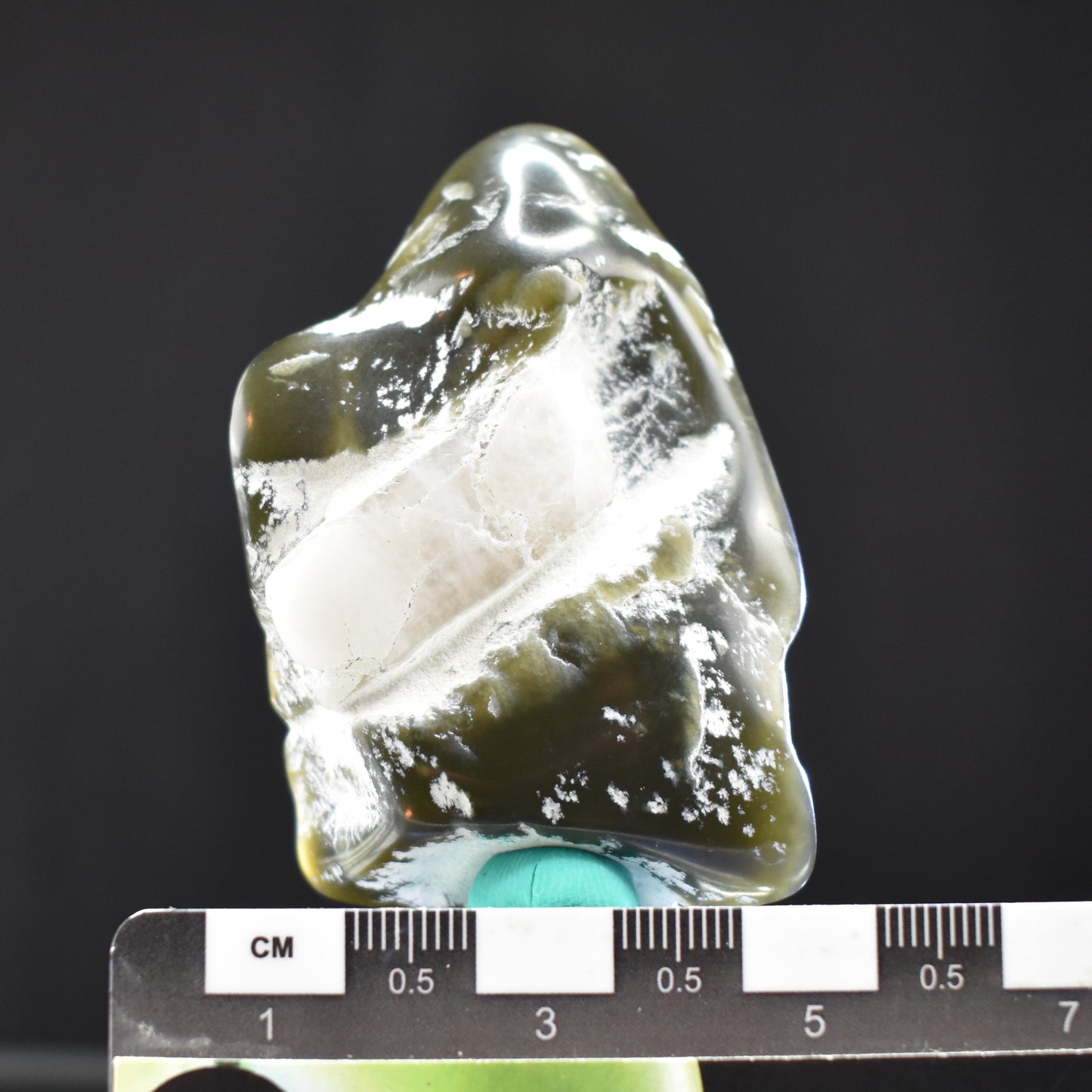 Jade Tumbled Gem / Carving Stone 2048