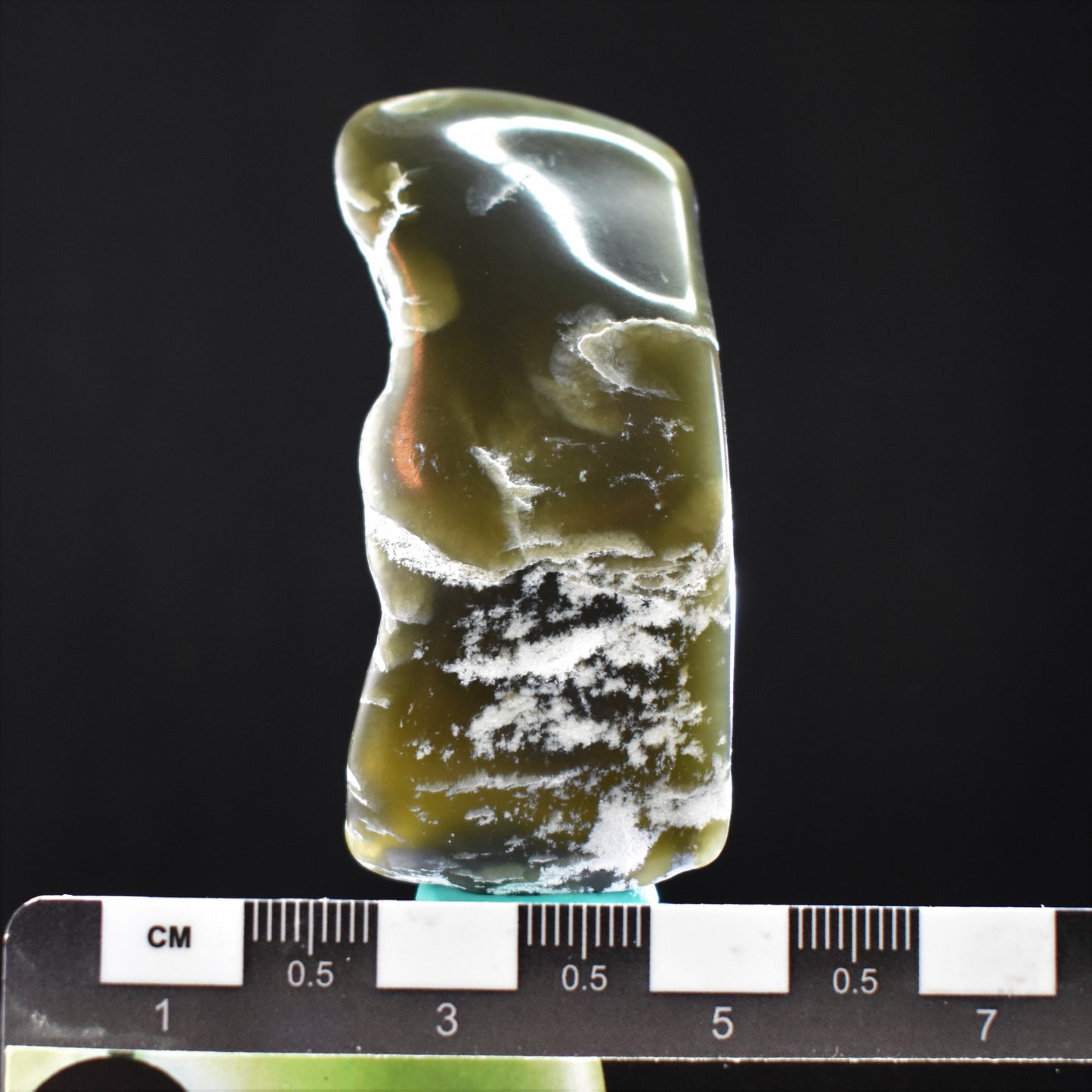 Jade Tumbled Gem / Carving Stone 2050