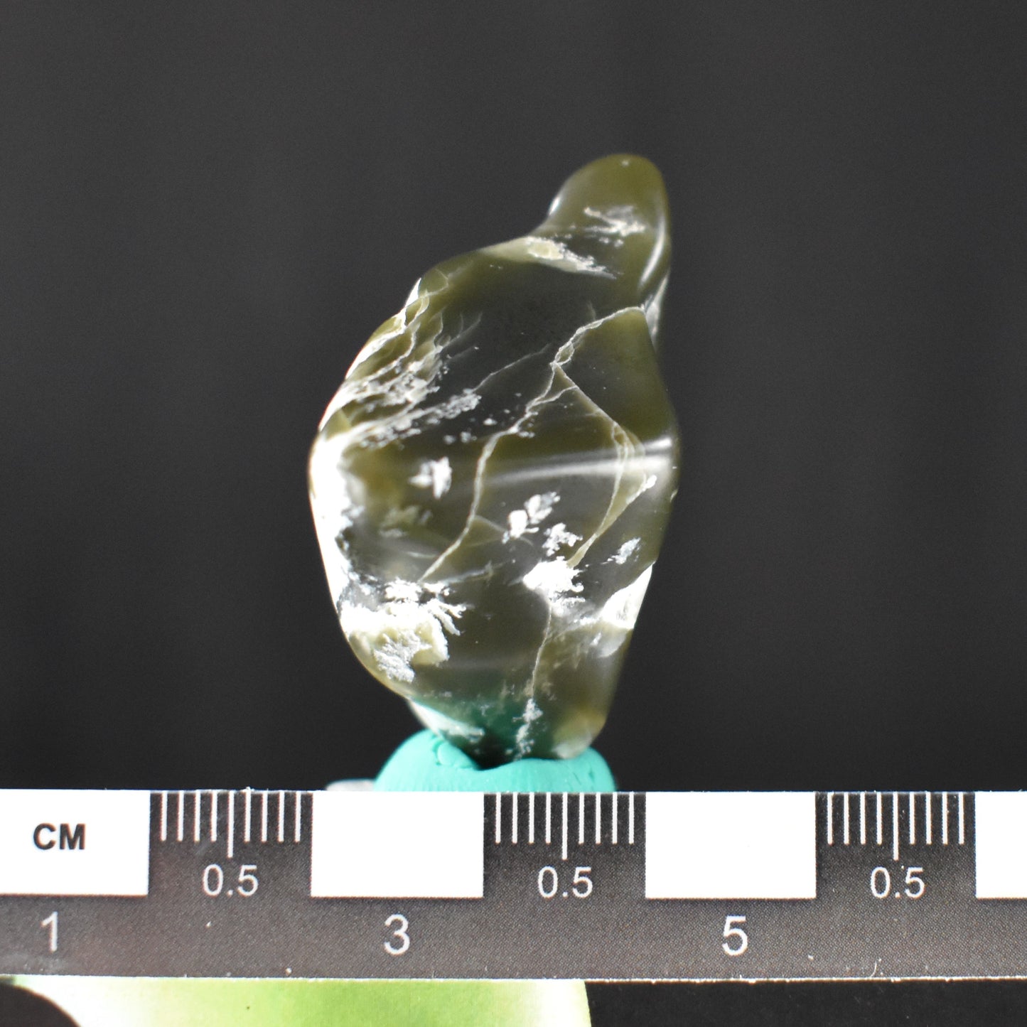 Jade Tumbled Gem / Carving Stone 2053