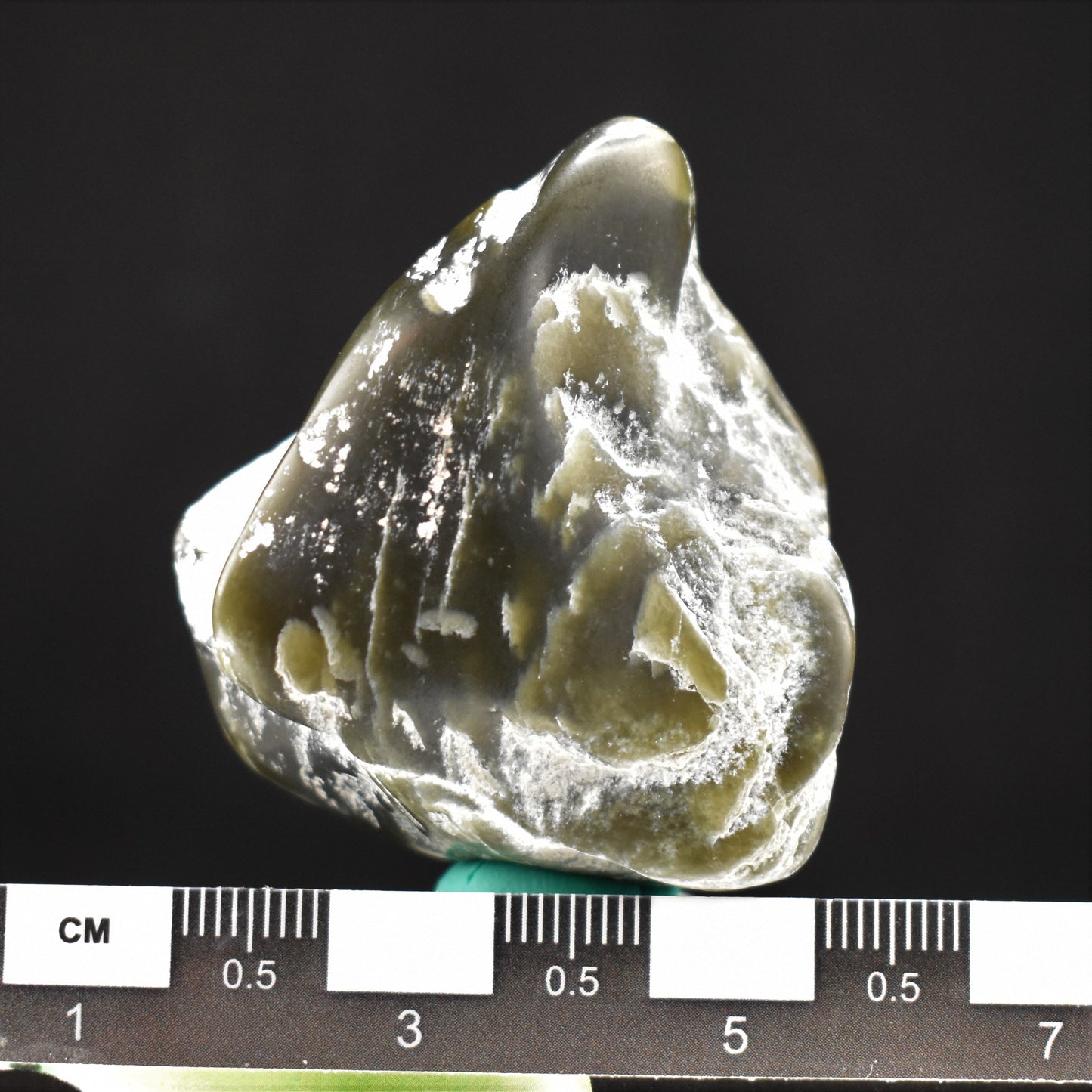 Jade Tumbled Gem / Carving Stone 2054