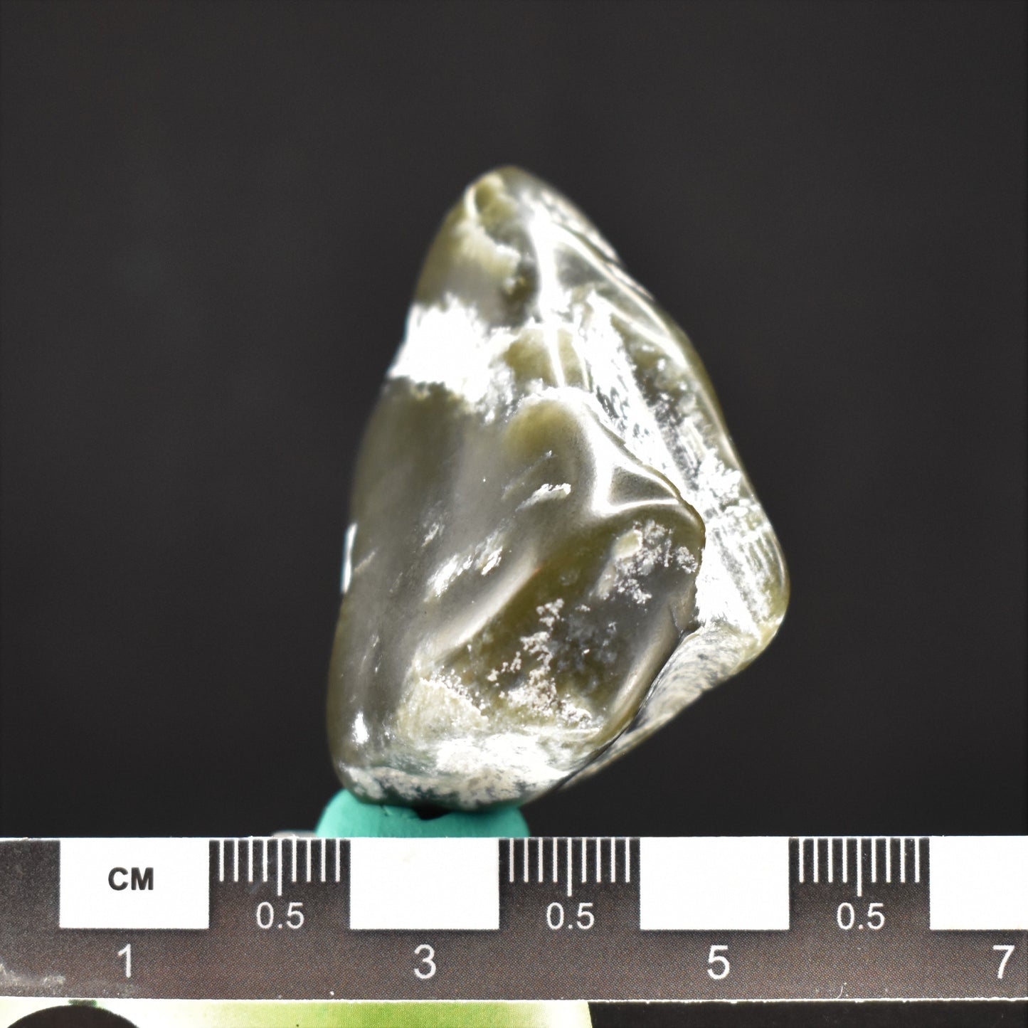 Jade Tumbled Gem / Carving Stone 2054