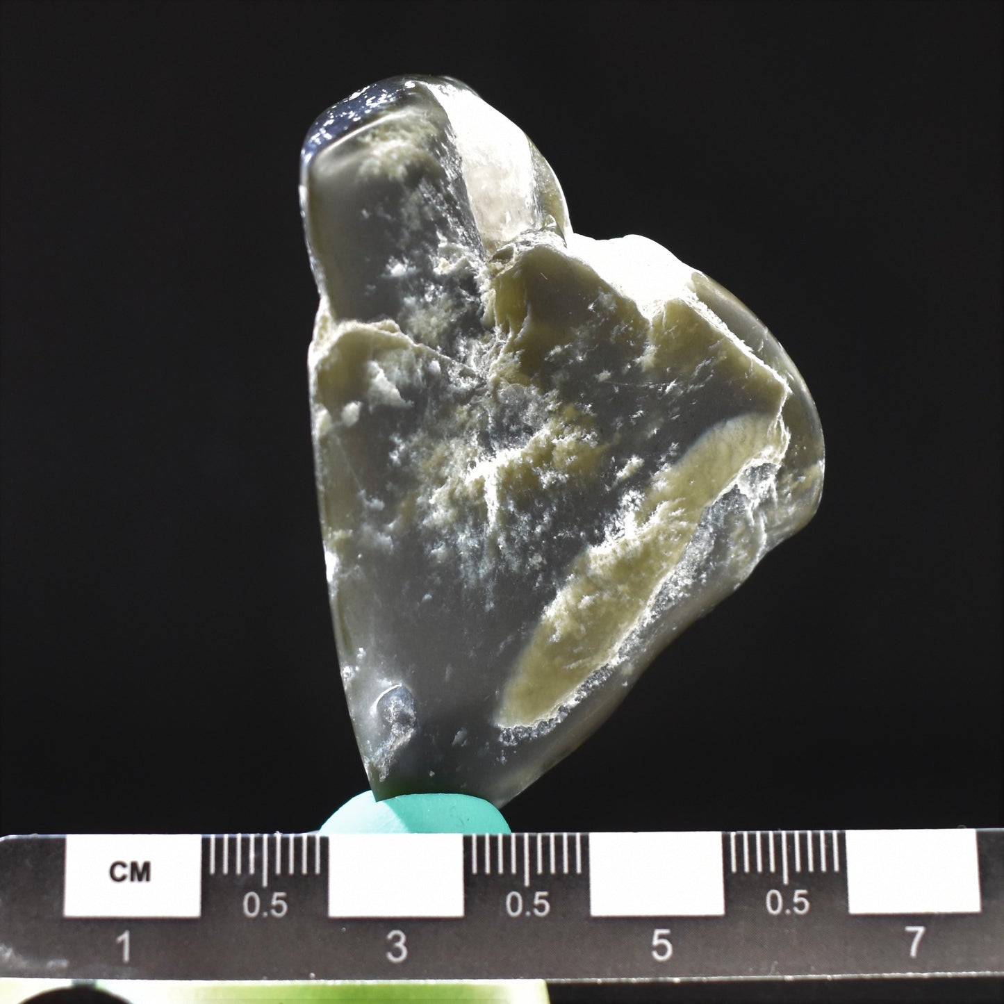 Jade Tumbled Gem / Carving Stone 2055