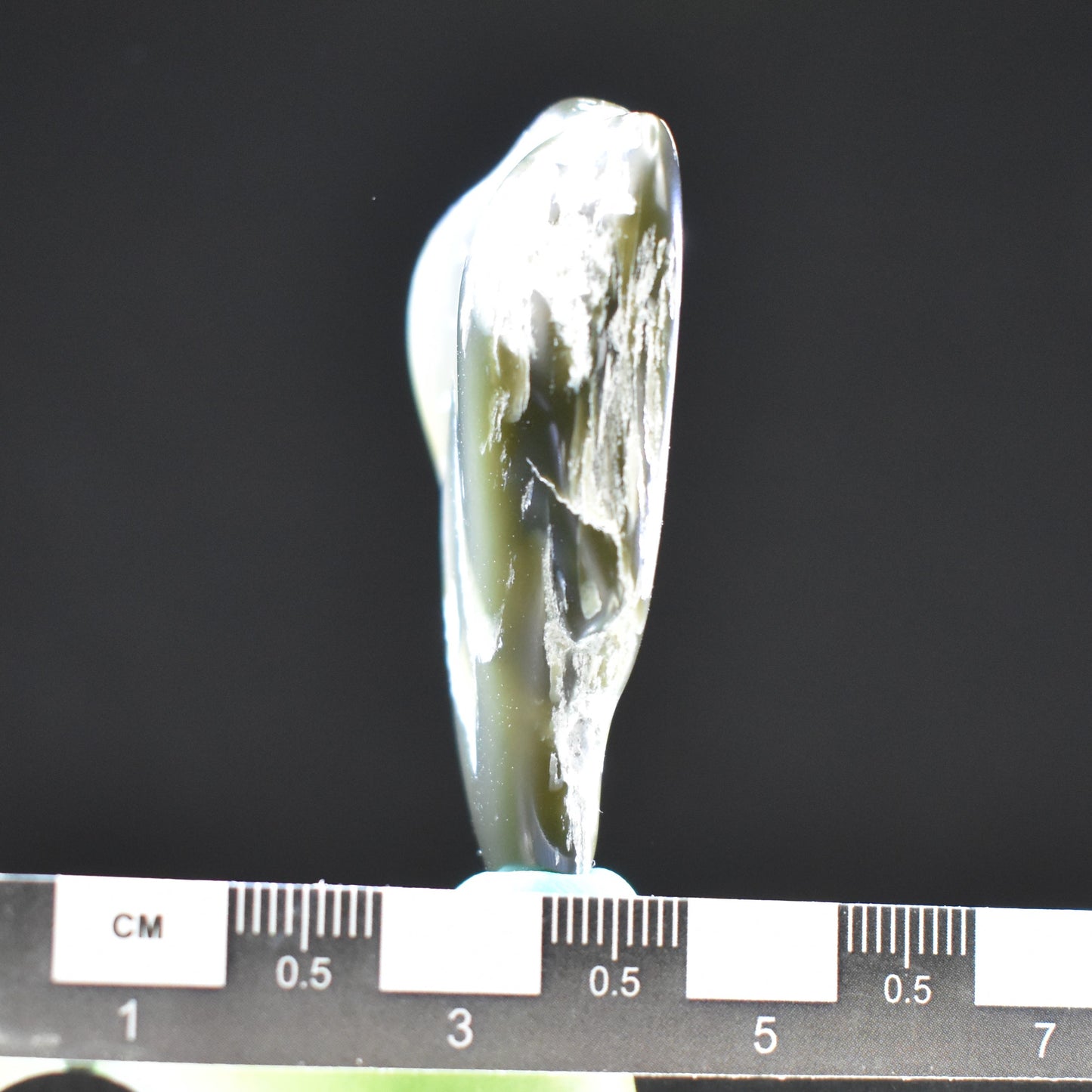 Jade Tumbled Gem / Carving Stone 2059