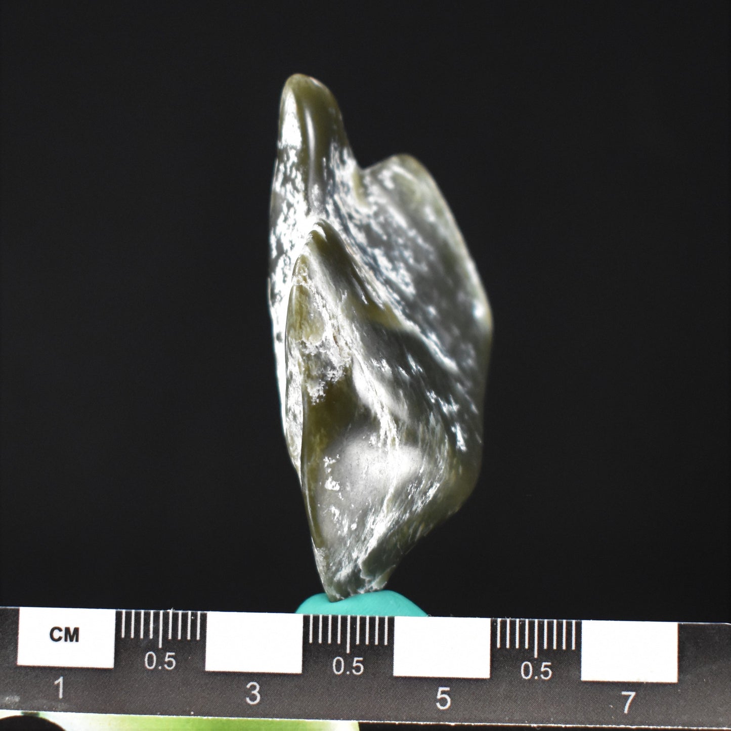 Jade Tumbled Gem / Carving Stone 2062