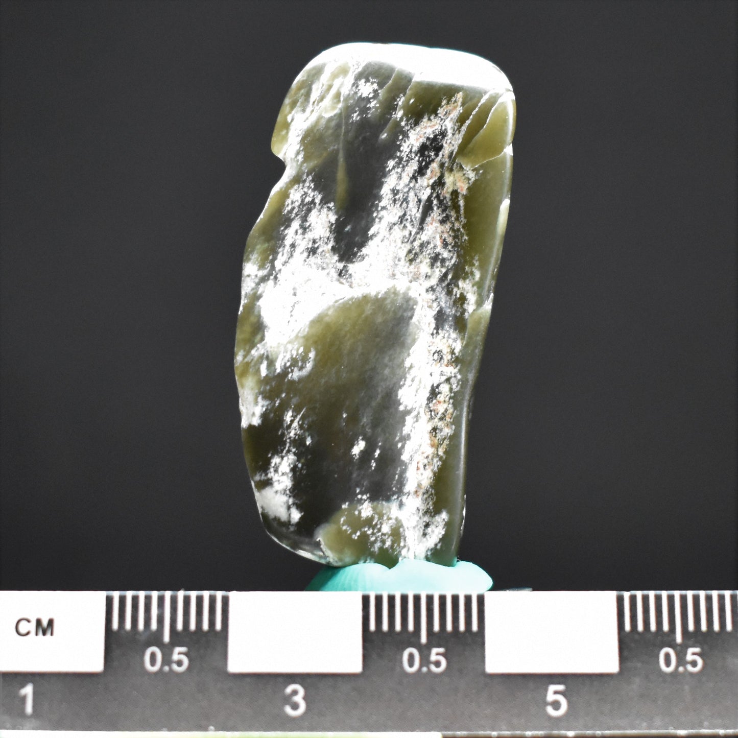 Jade Tumbled Gem / Carving Stone 2064