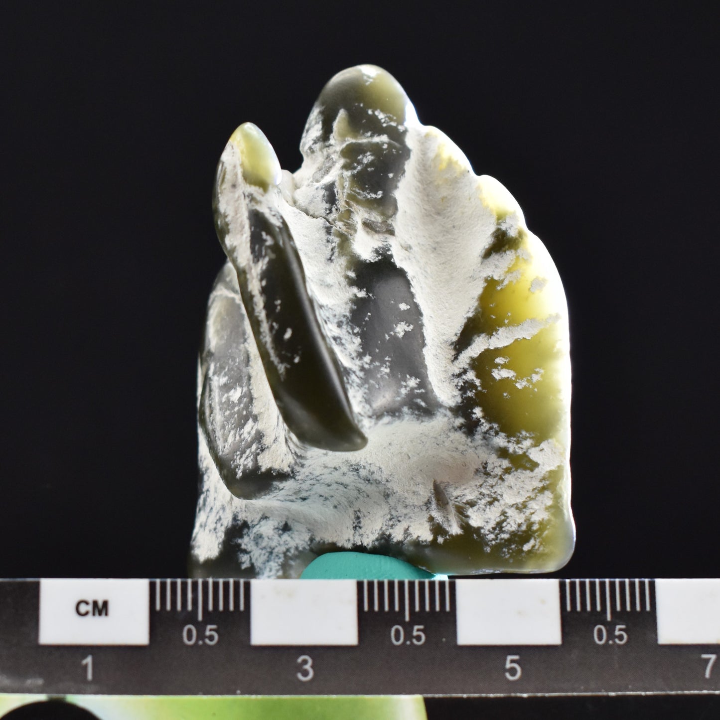 Jade Tumbled Gem / Carving Stone 2067