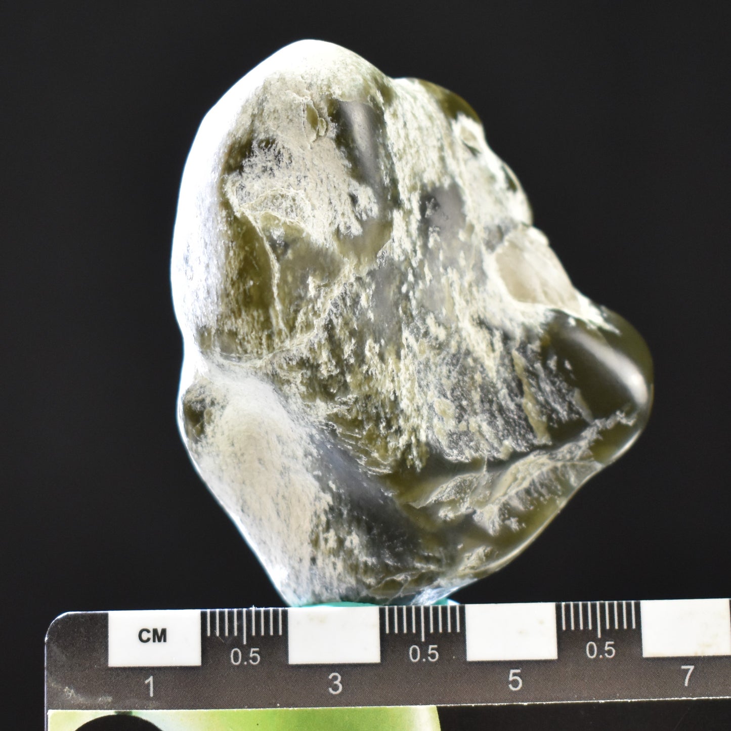 Jade Tumbled Gem / Carving Stone 2068