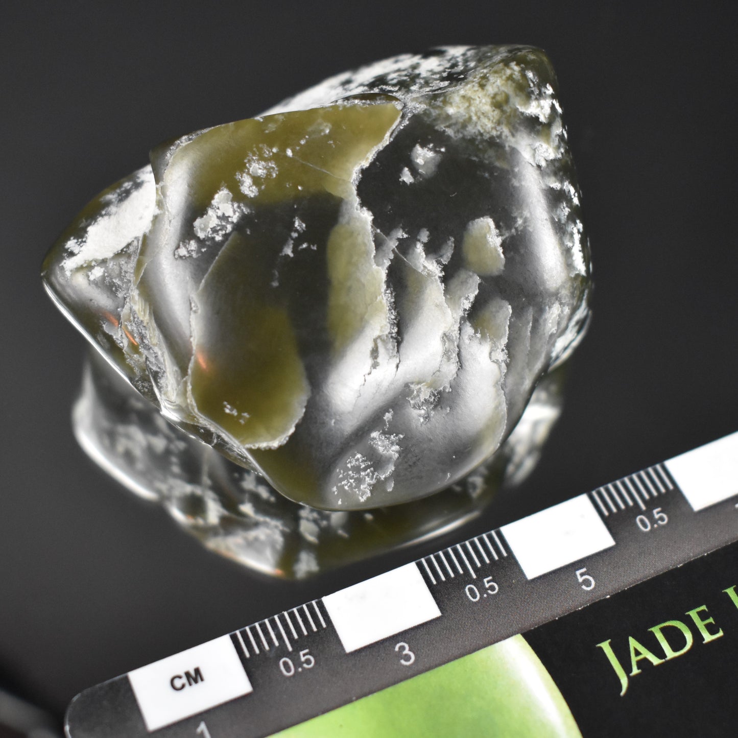 Jade Tumbled Gem / Carving Stone 2070