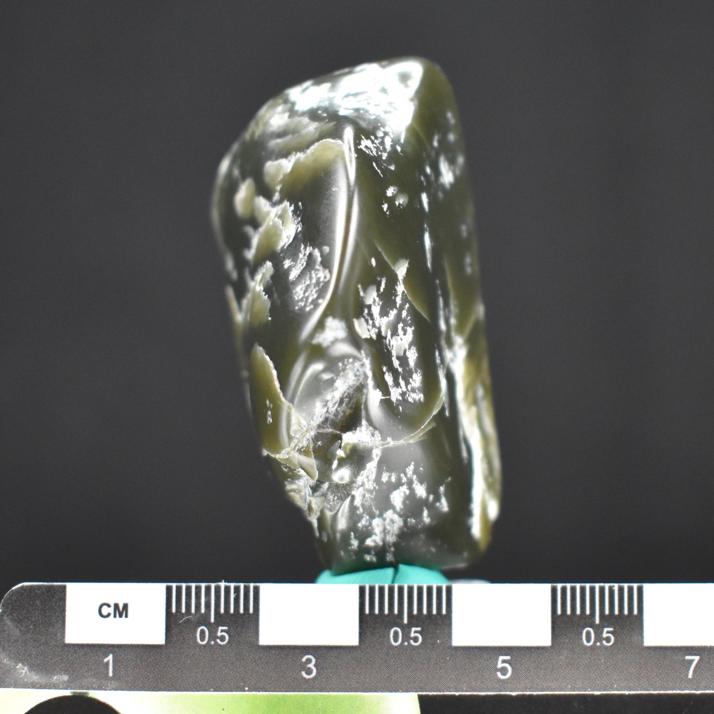 Jade Tumbled Gem / Carving Stone 2070