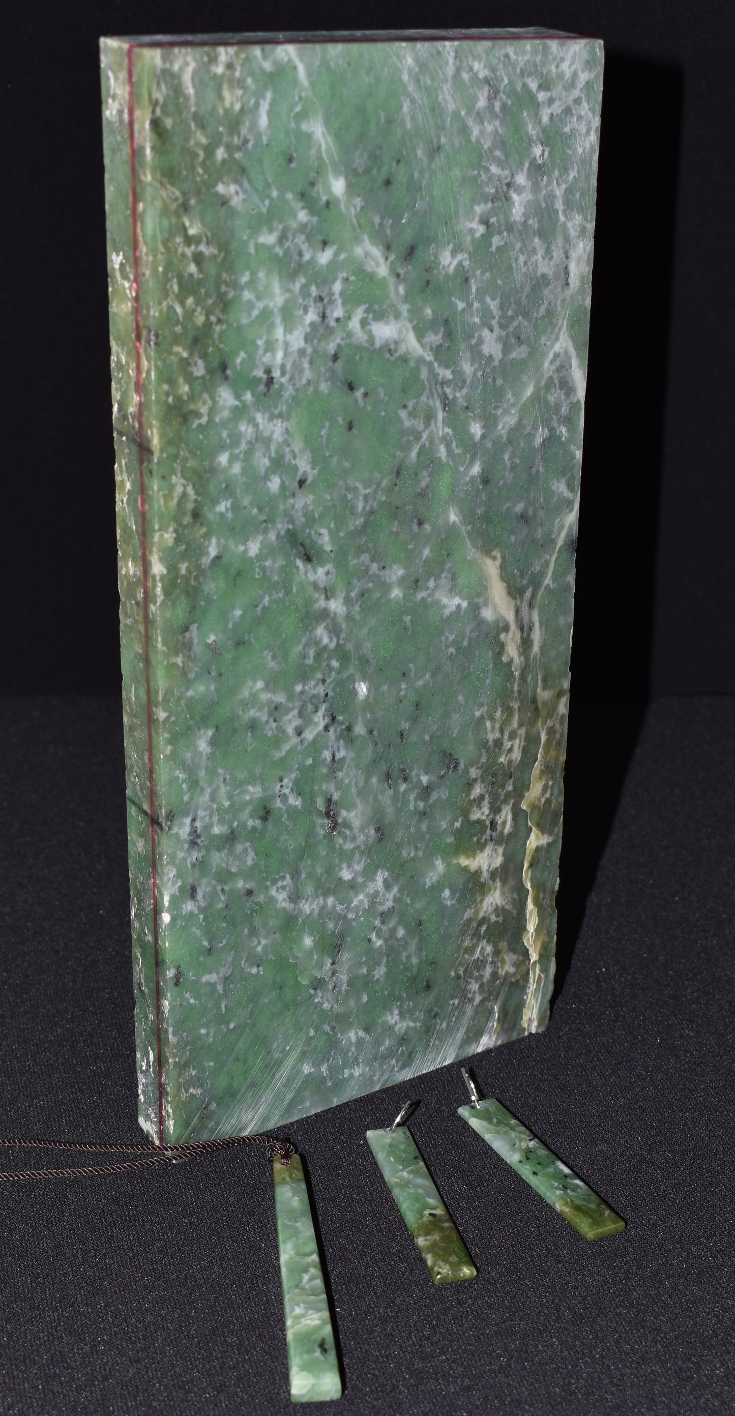 Washington State White/Green Jade 1008