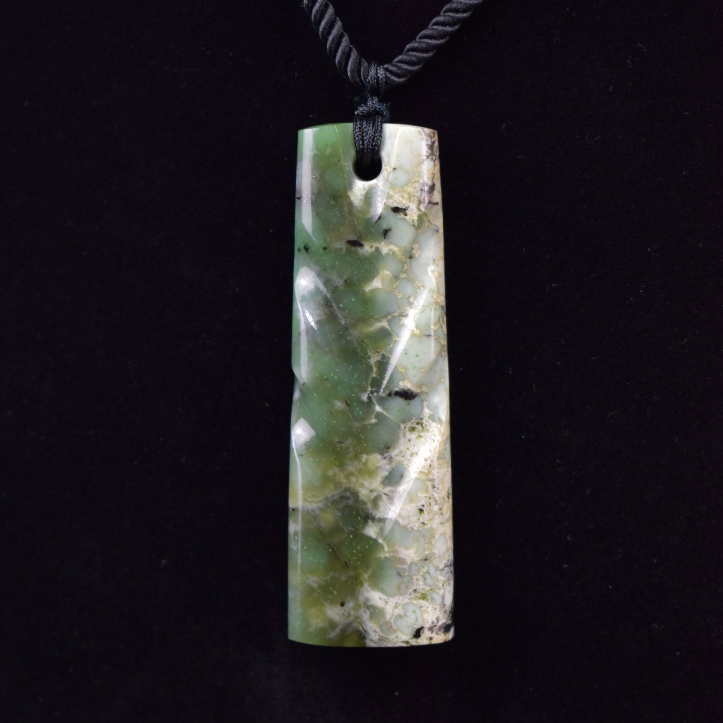 Washington State White/Green Jade 1013
