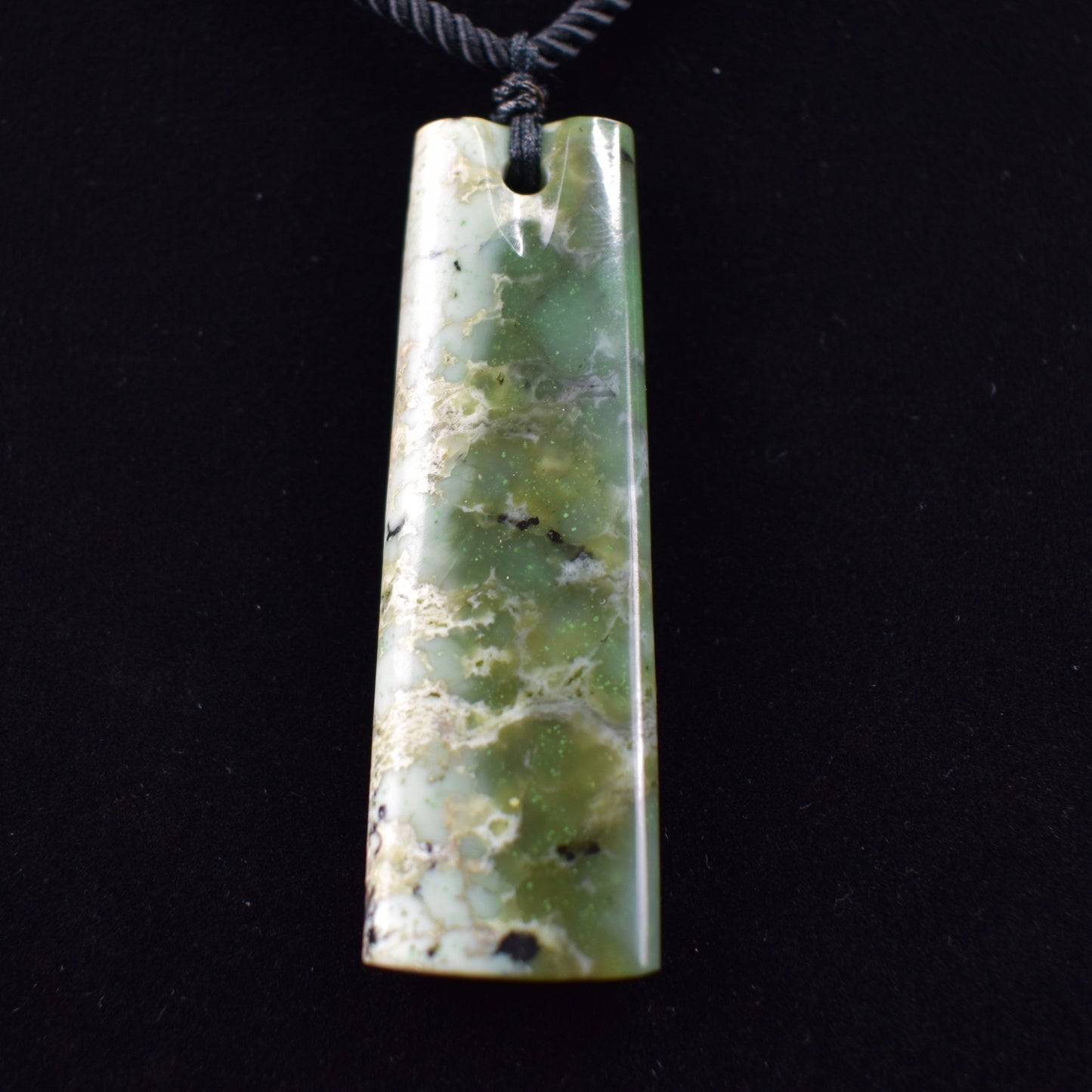 Washington State White/Green Jade 1013