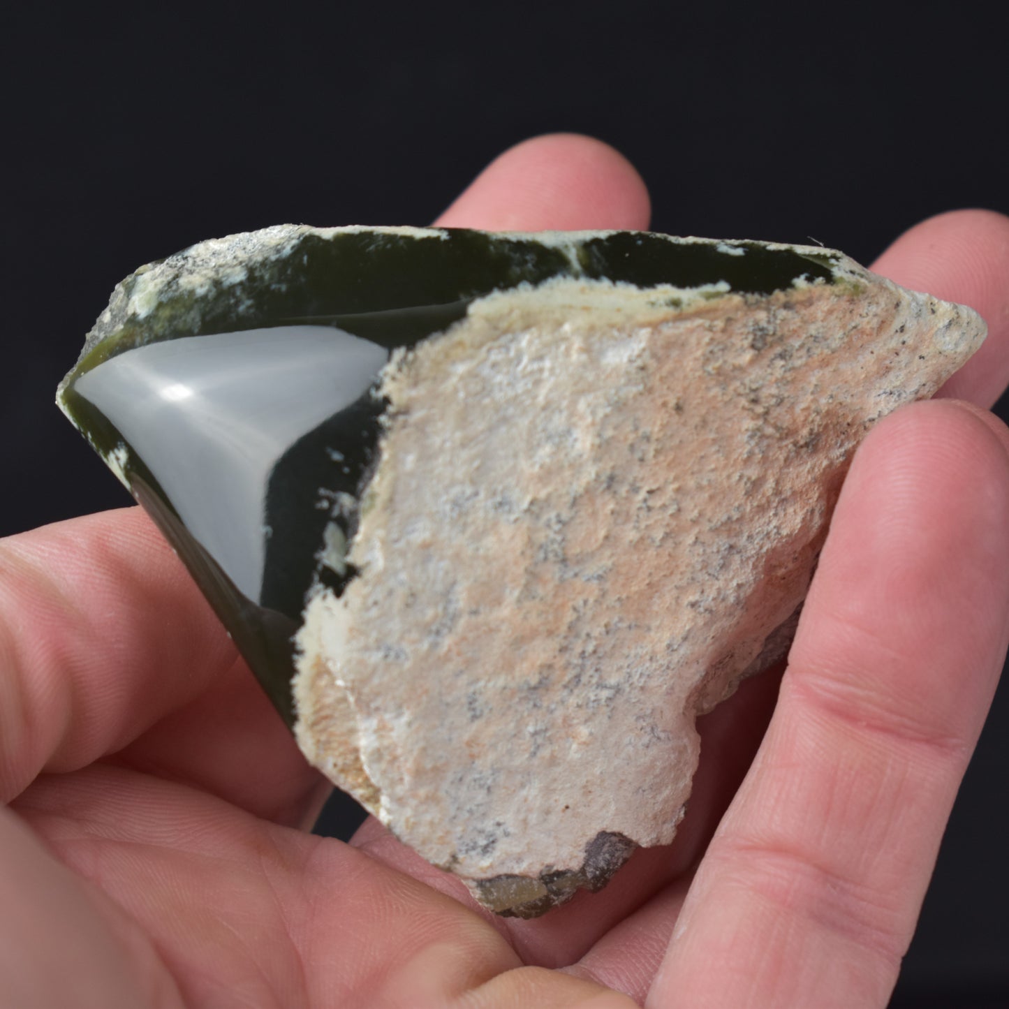 Jade Hand Gem 1032