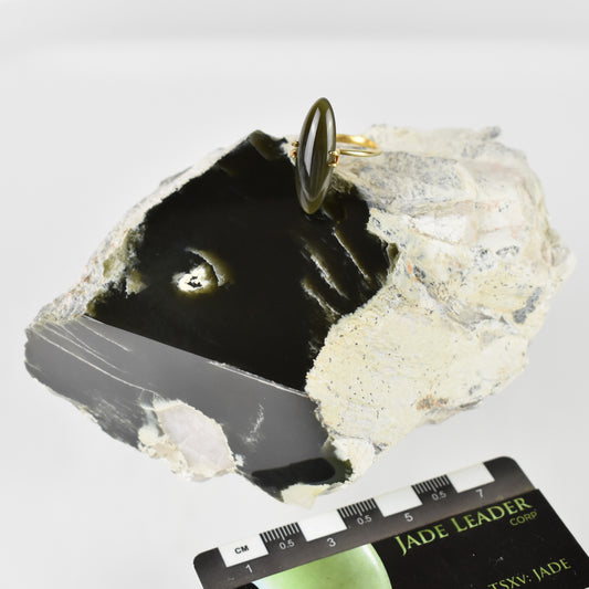 Jade Hand Gem 1044