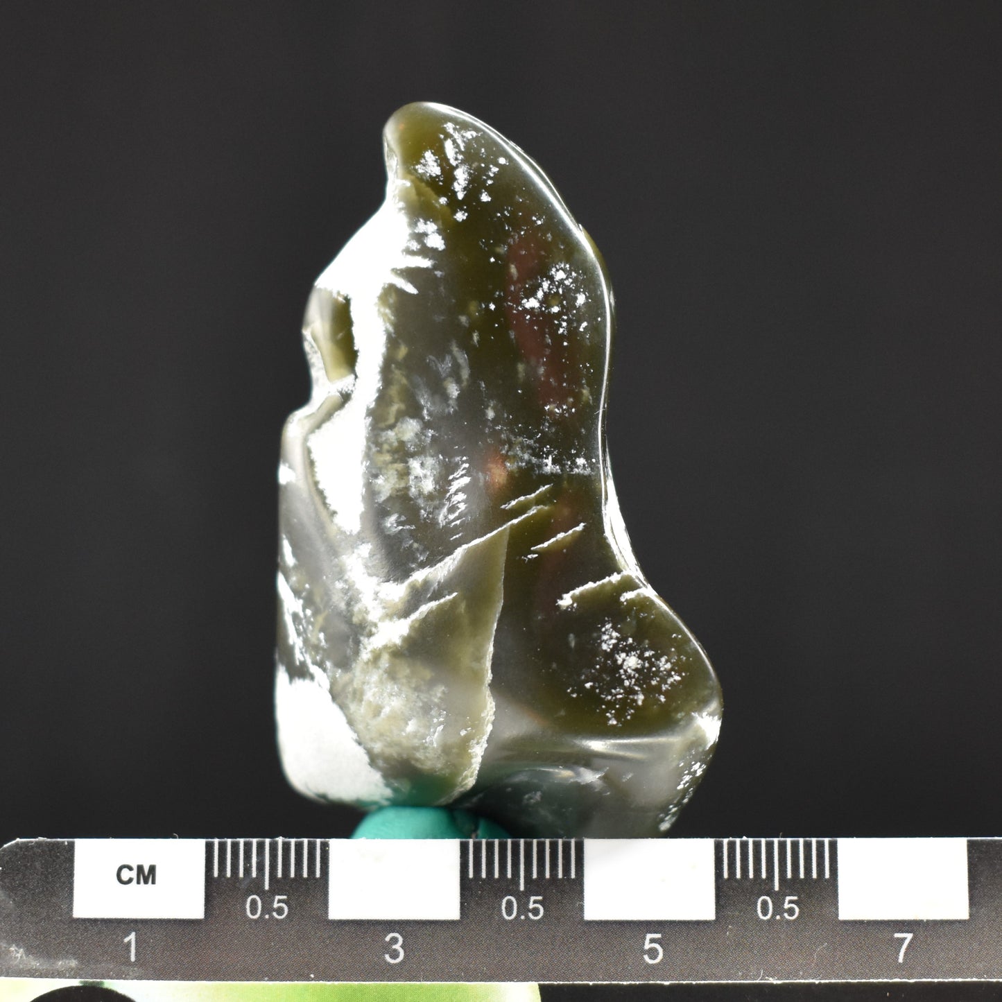 Jade Tumbled Gem / Carving Stone 2041