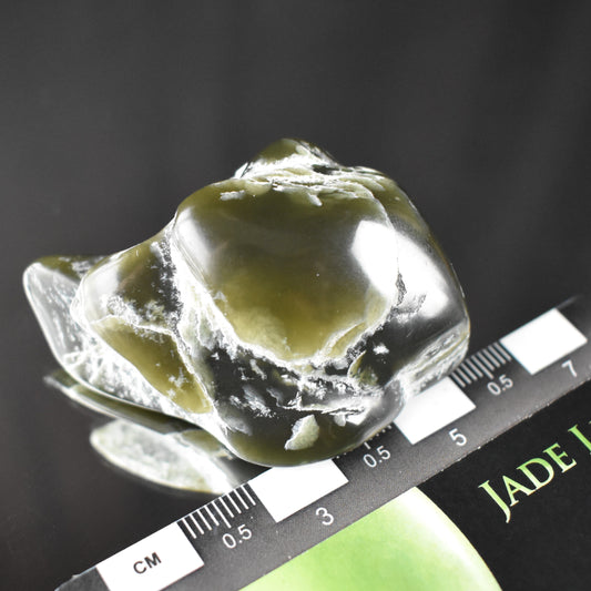 Jade Tumbled Gem / Carving Stone 2049