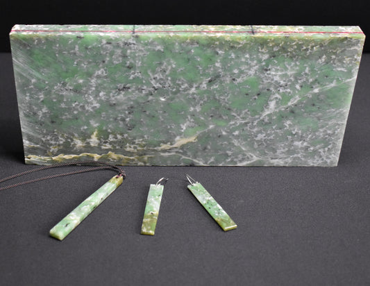 Washington State White/Green Jade 1008